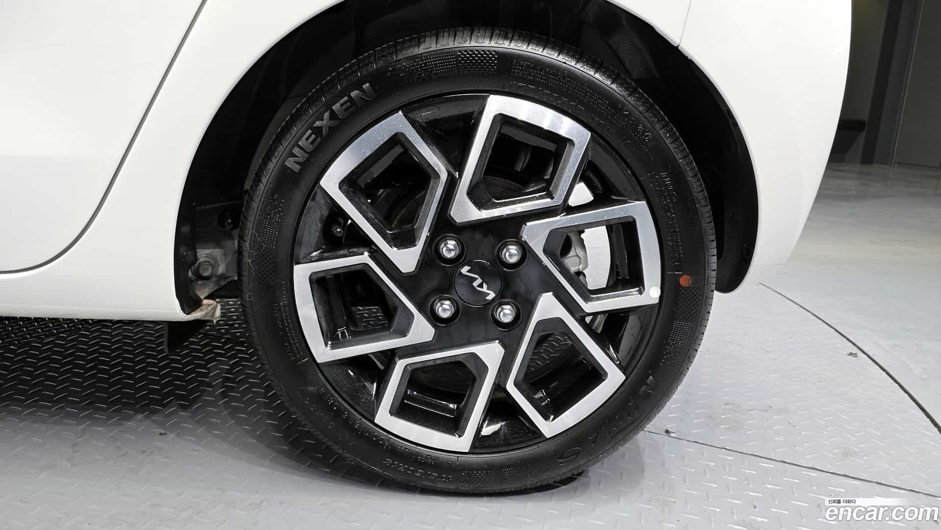 RAY Kia 2023.6-OUTER-031