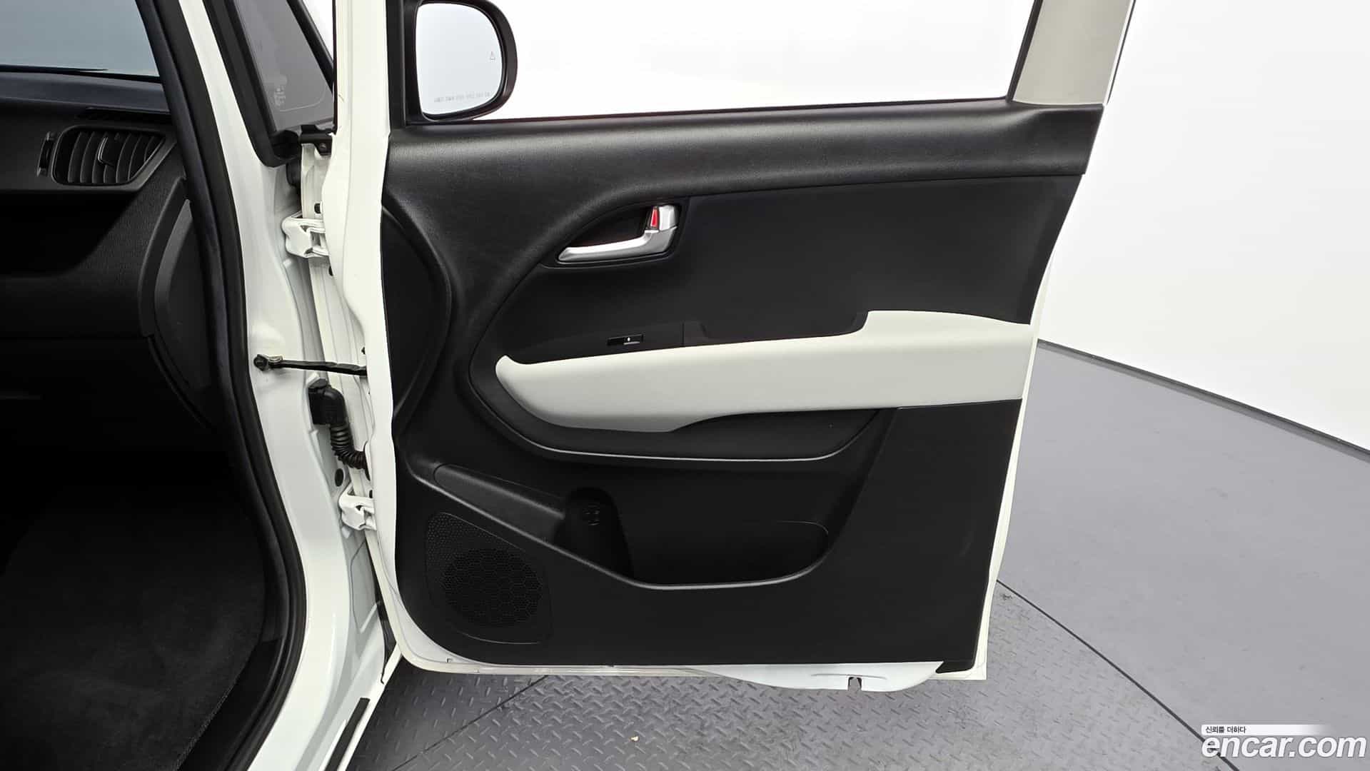 RAY Kia 2023.6-INNER-035