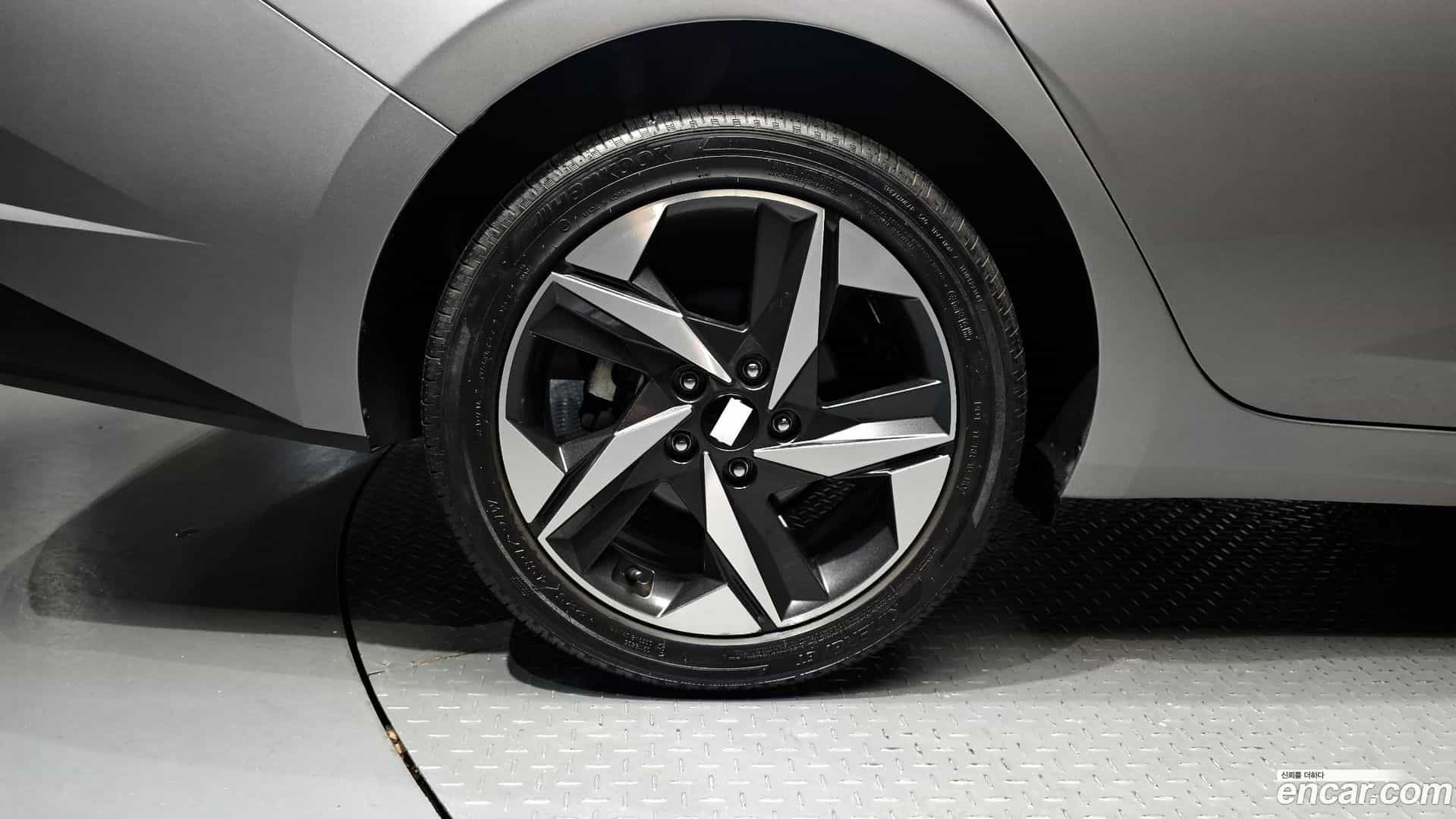 AVANTE Hyundai 2022.8-OUTER-005
