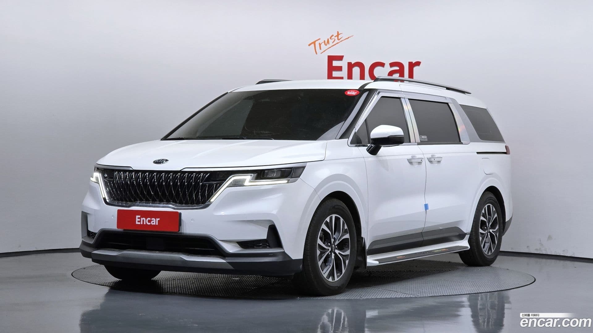 Main__Slider__Photo:Canival Kia 2021.7-0