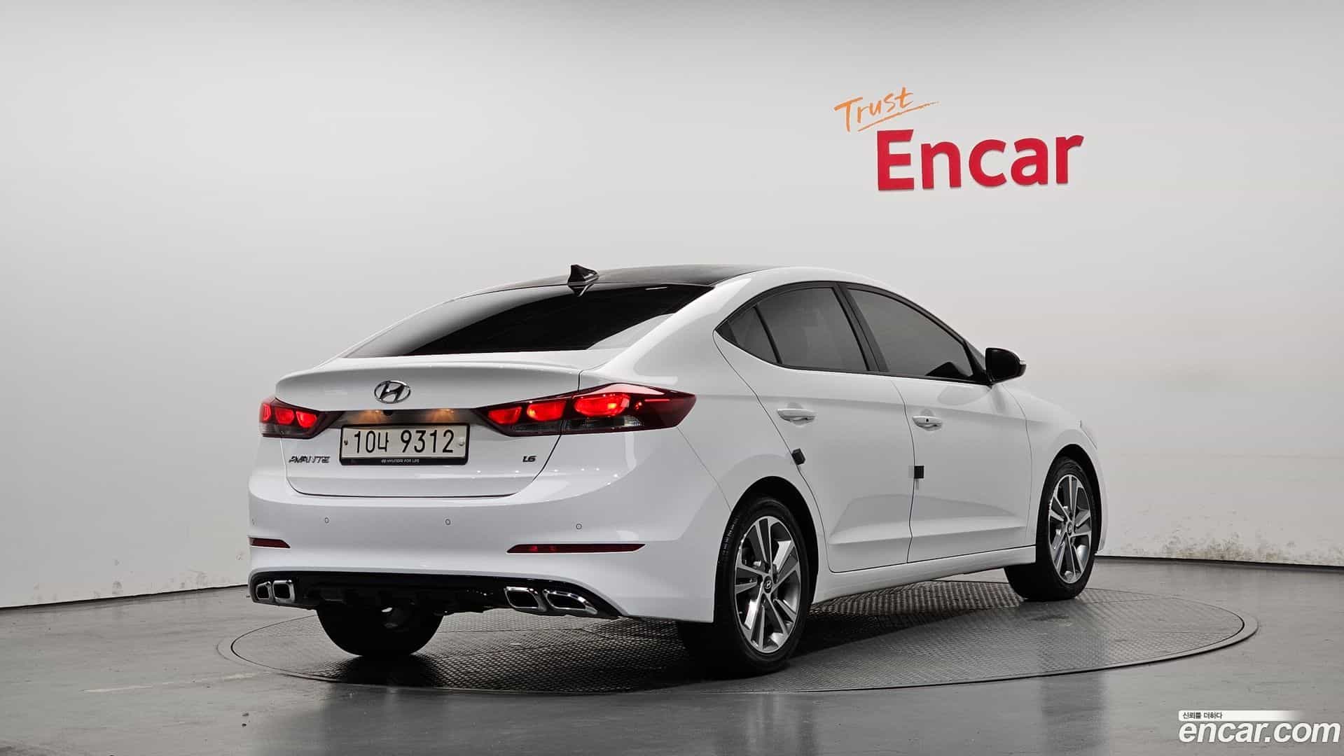AVANTE Hyundai 2017.8-OUTER-002