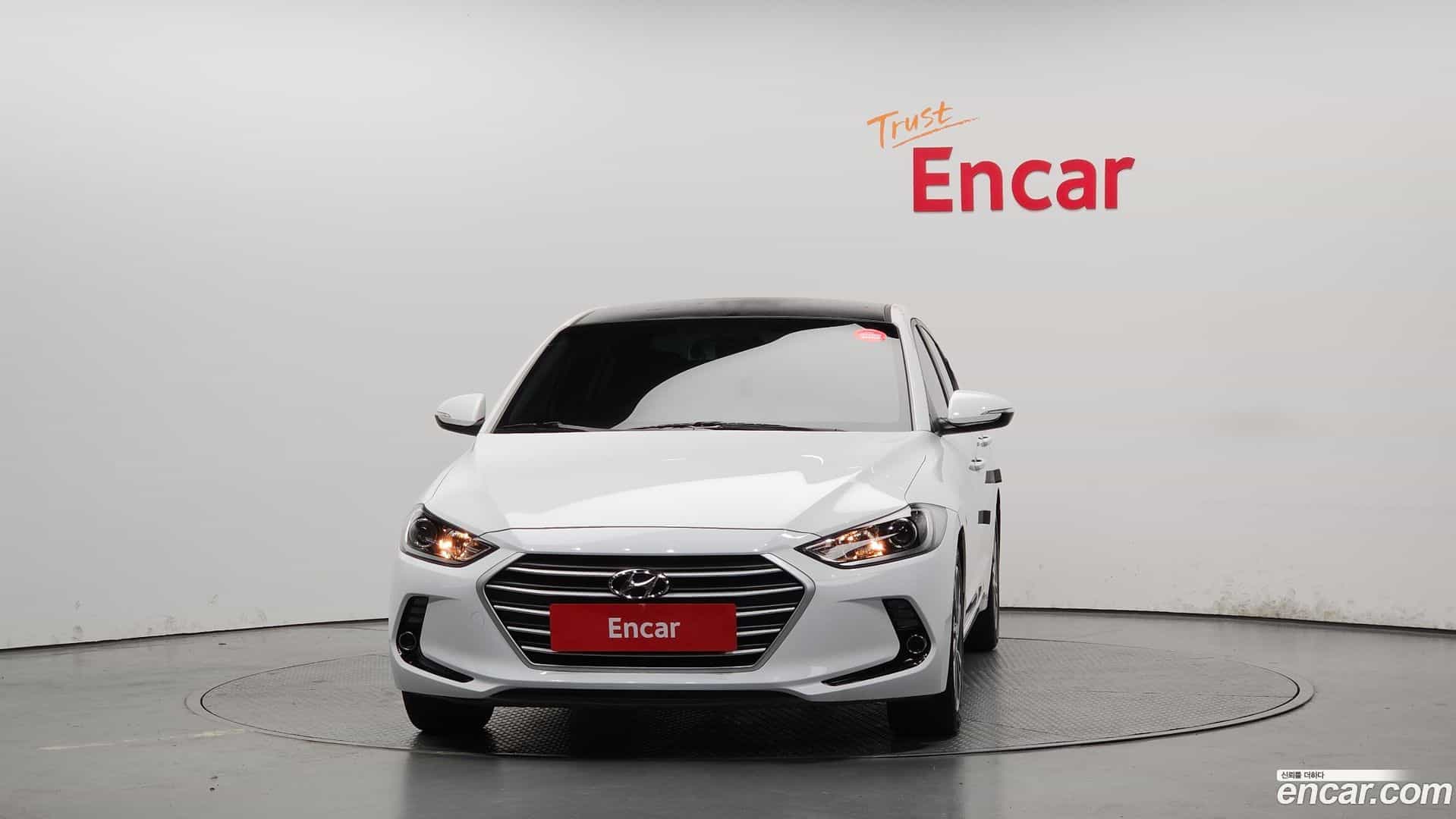 AVANTE Hyundai 2017.8-OUTER-003