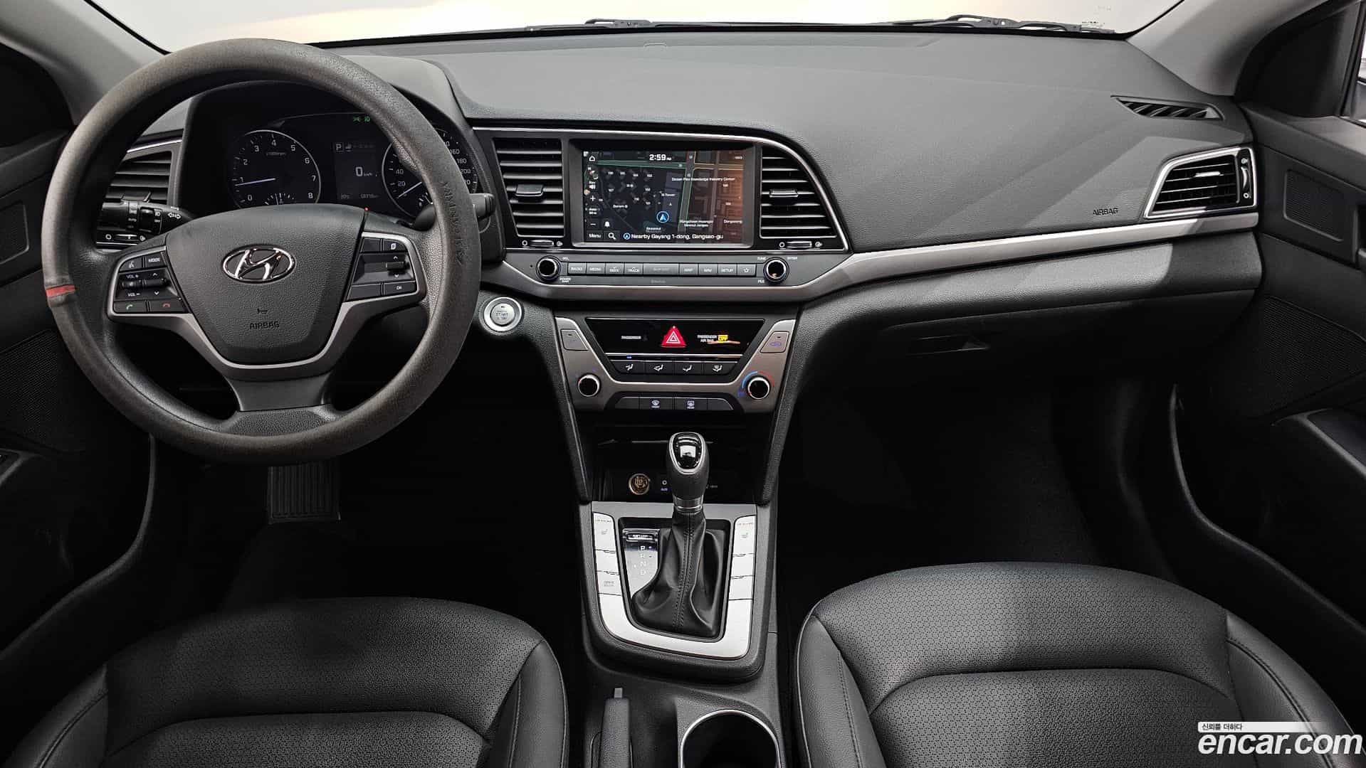 AVANTE Hyundai 2017.8-INNER-007