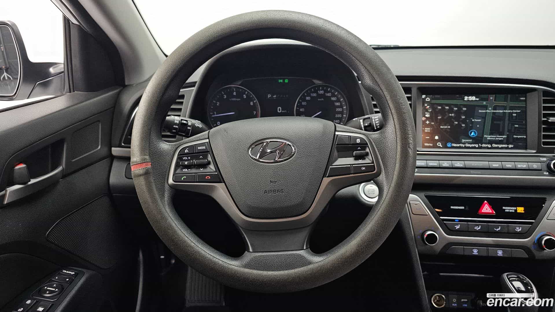 AVANTE Hyundai 2017.8-OPTION-017