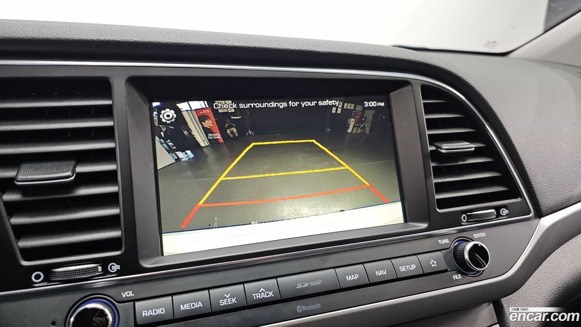 AVANTE Hyundai 2017.8-OPTION-019
