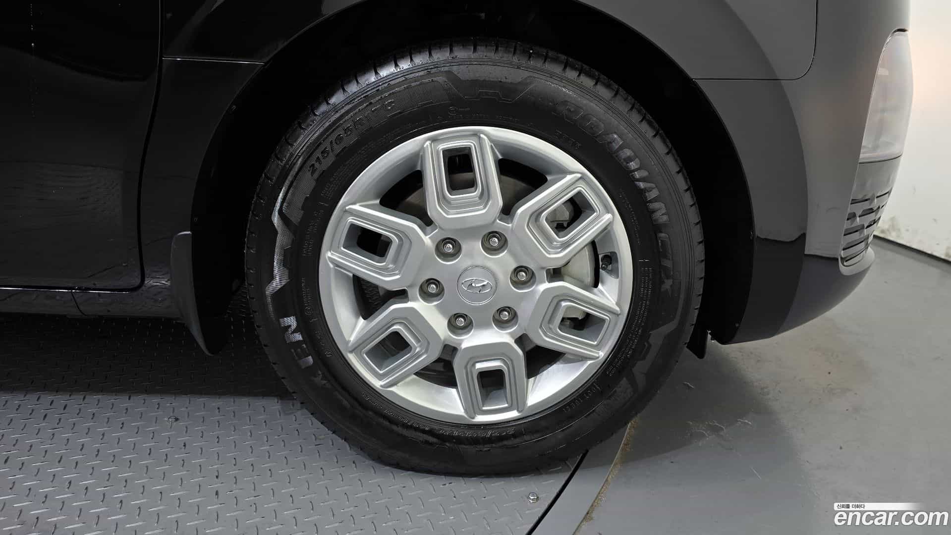 Staria Hyundai 2023.2-OUTER-031