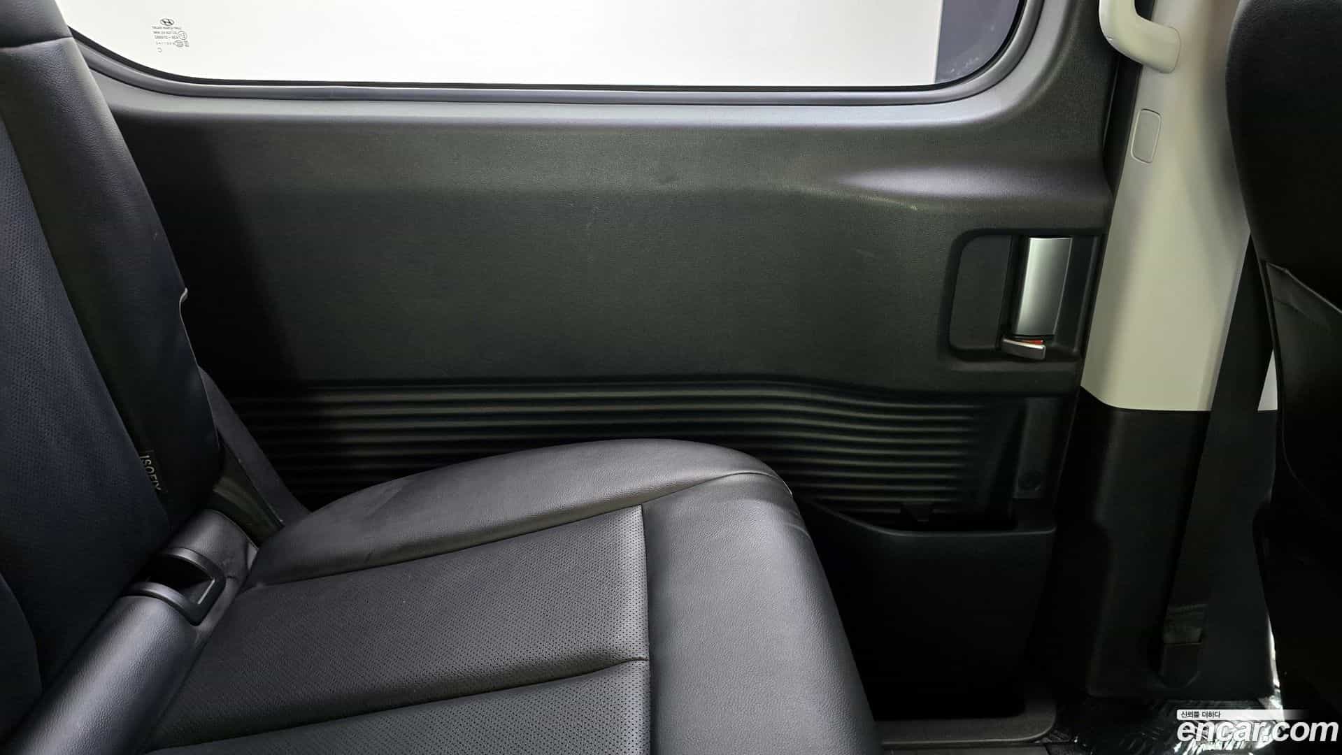 Staria Hyundai 2023.2-INNER-035