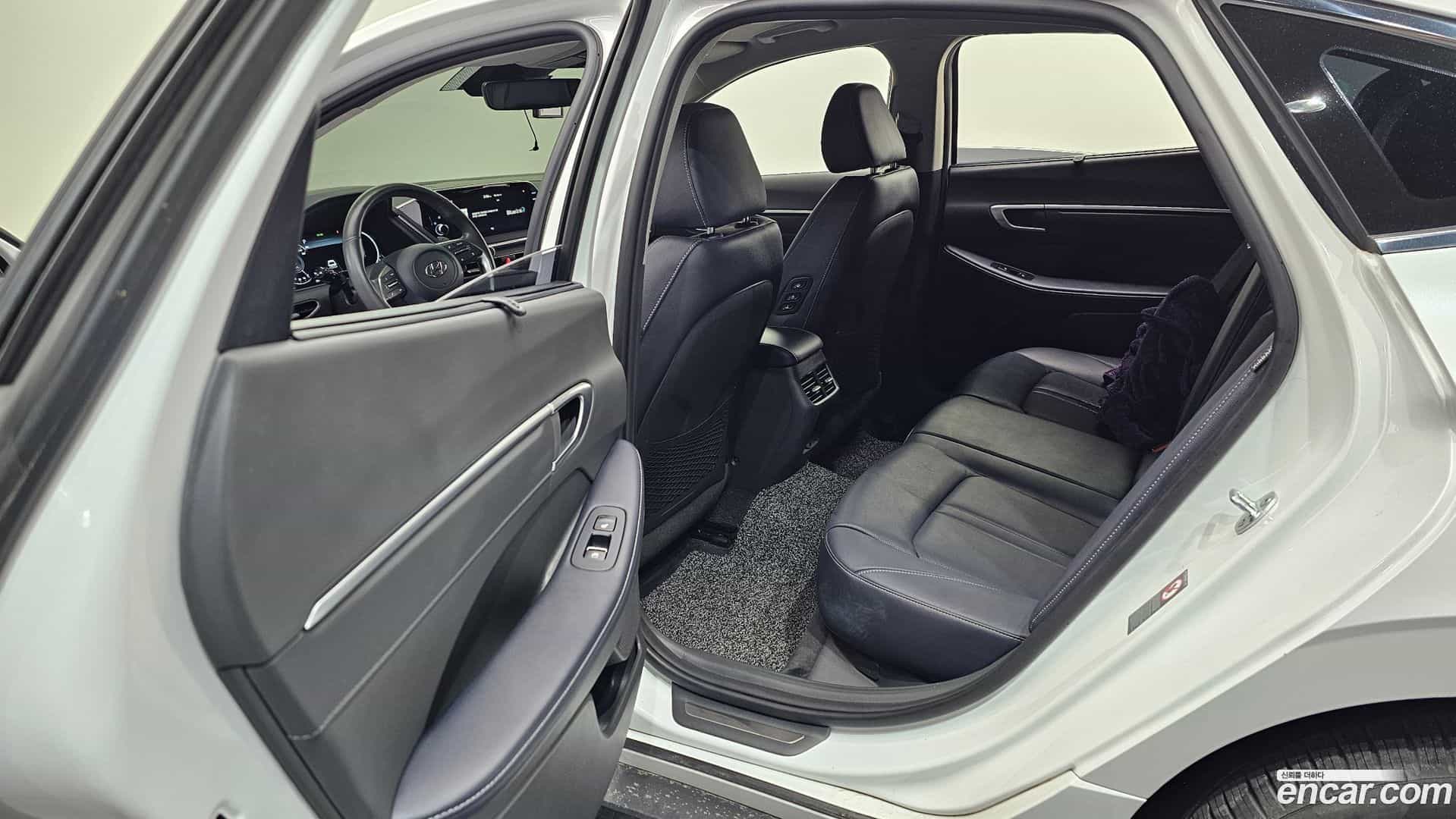 Sonata Hyundai 2020.5-INNER-036