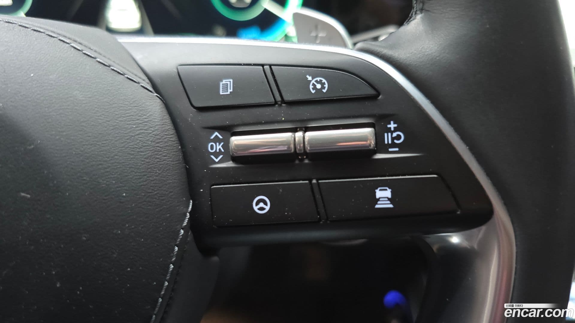 Main__Slider__Photo:Grandeur Hyundai 2022.6-17