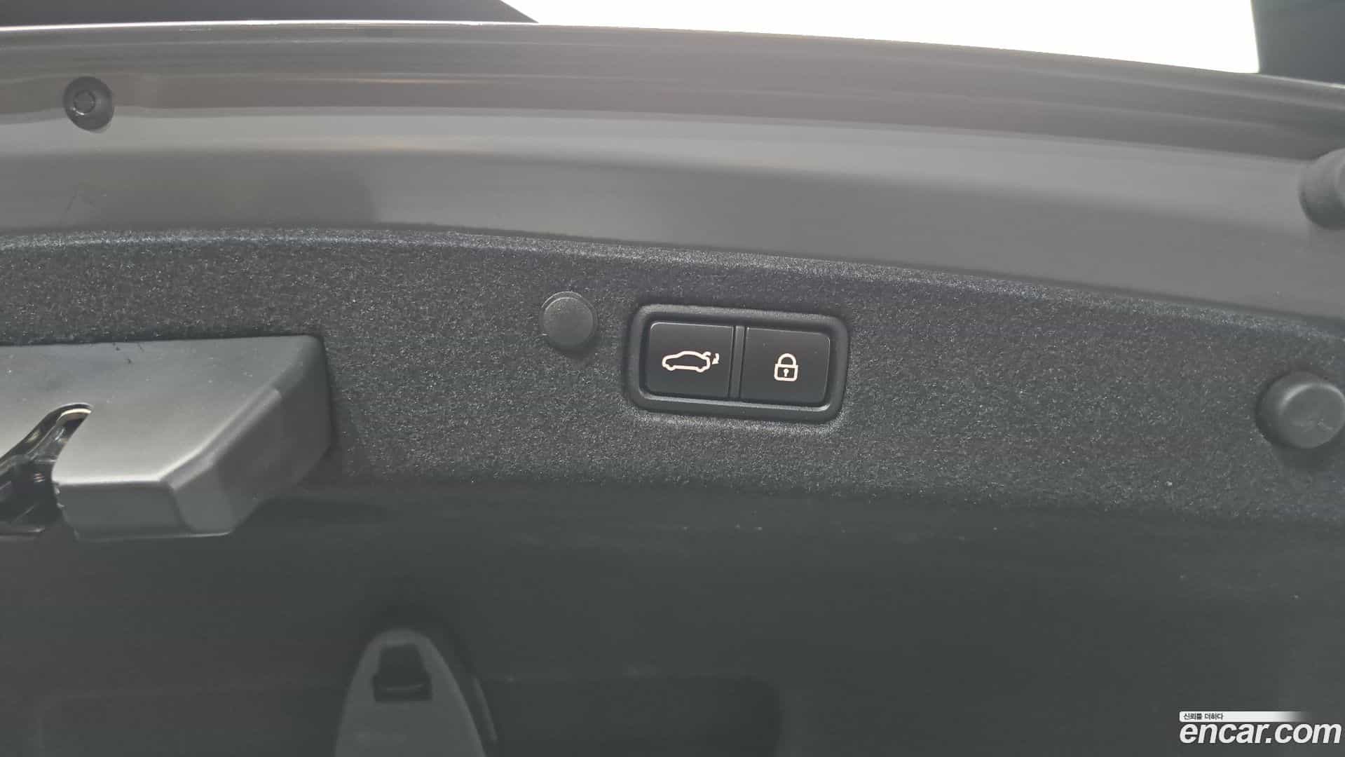 Grandeur Hyundai 2022.6-OPTION-024