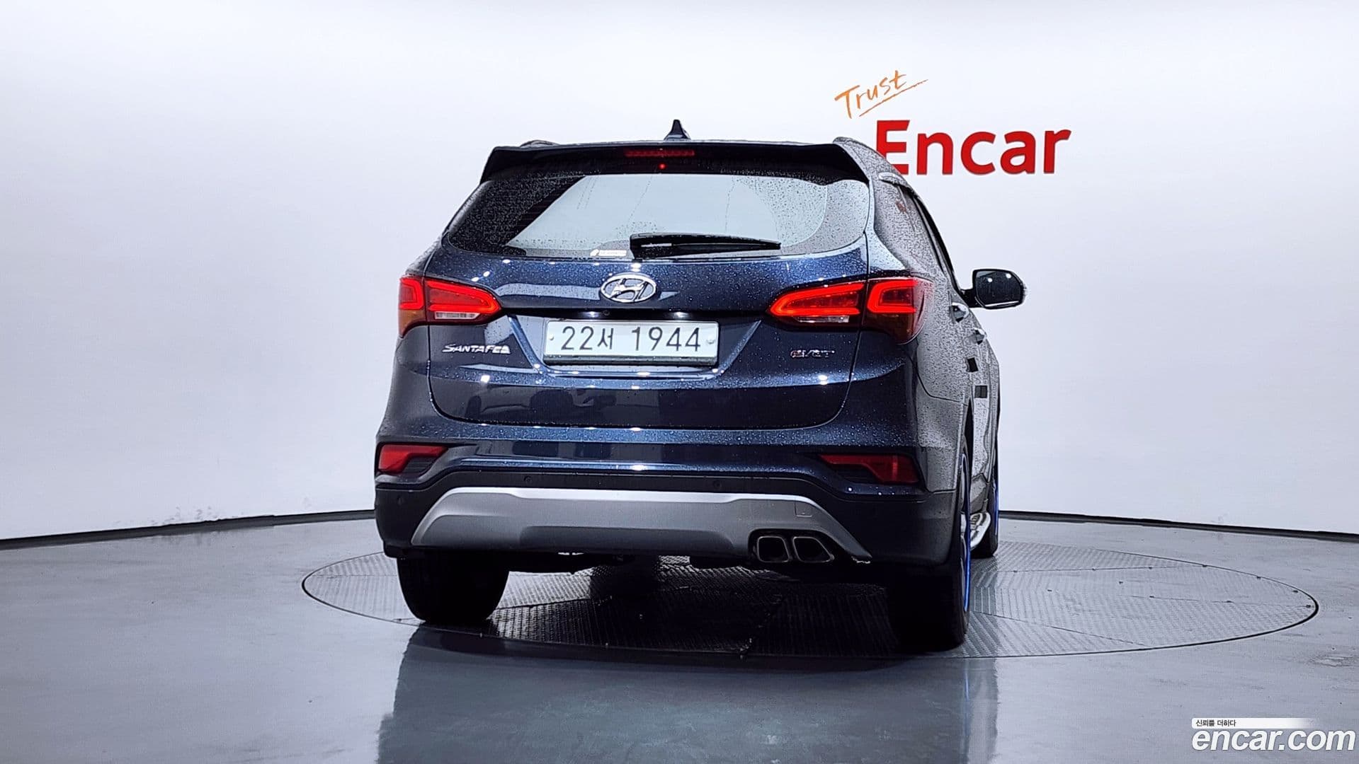 Main__Slider__Photo:Santafe Hyundai 2015.6-3