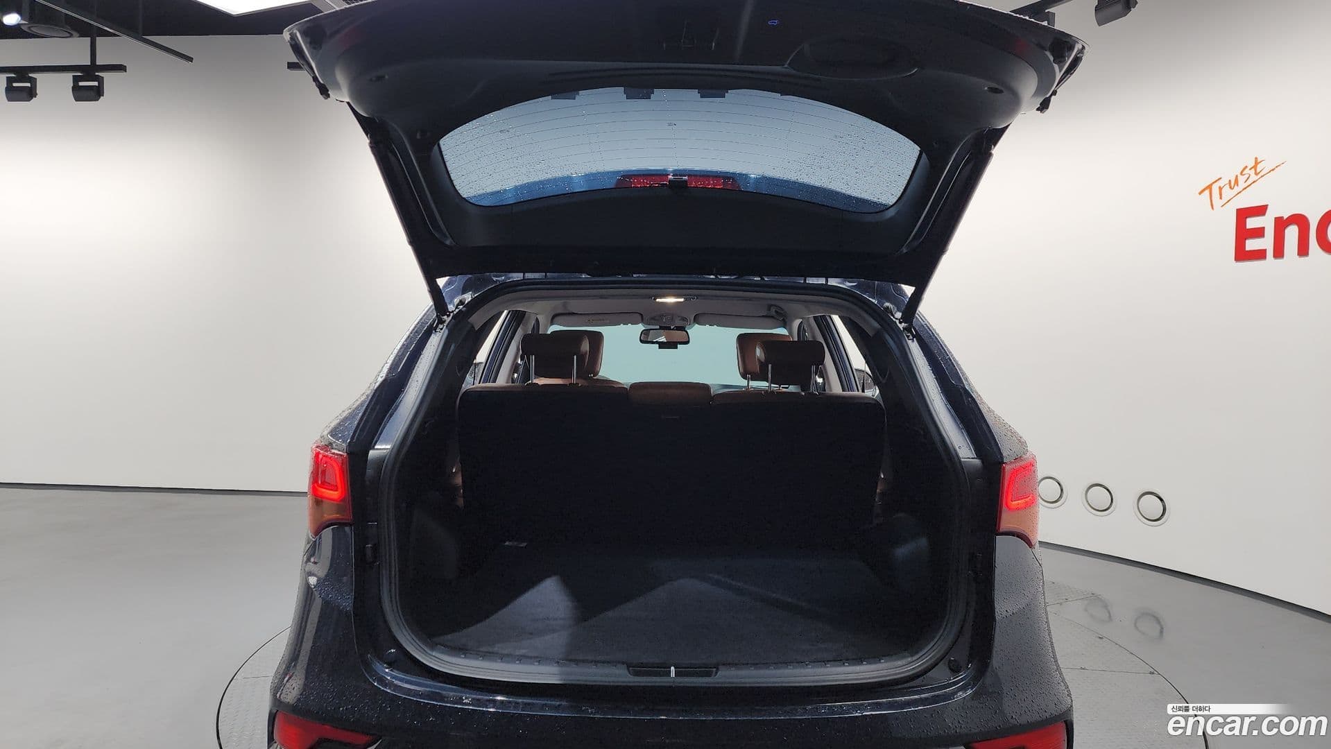 Main__Slider__Photo:Santafe Hyundai 2015.6-18