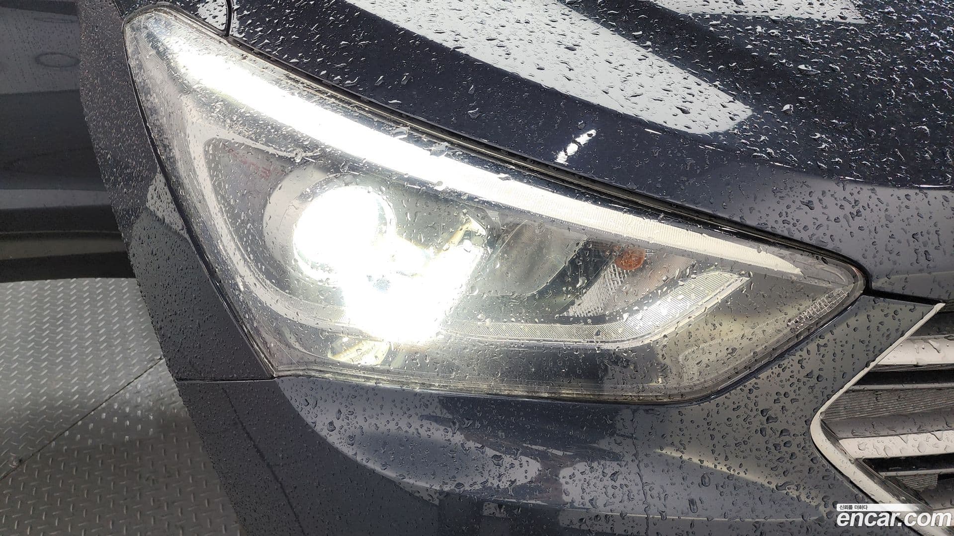 Main__Slider__Photo:Santafe Hyundai 2015.6-21