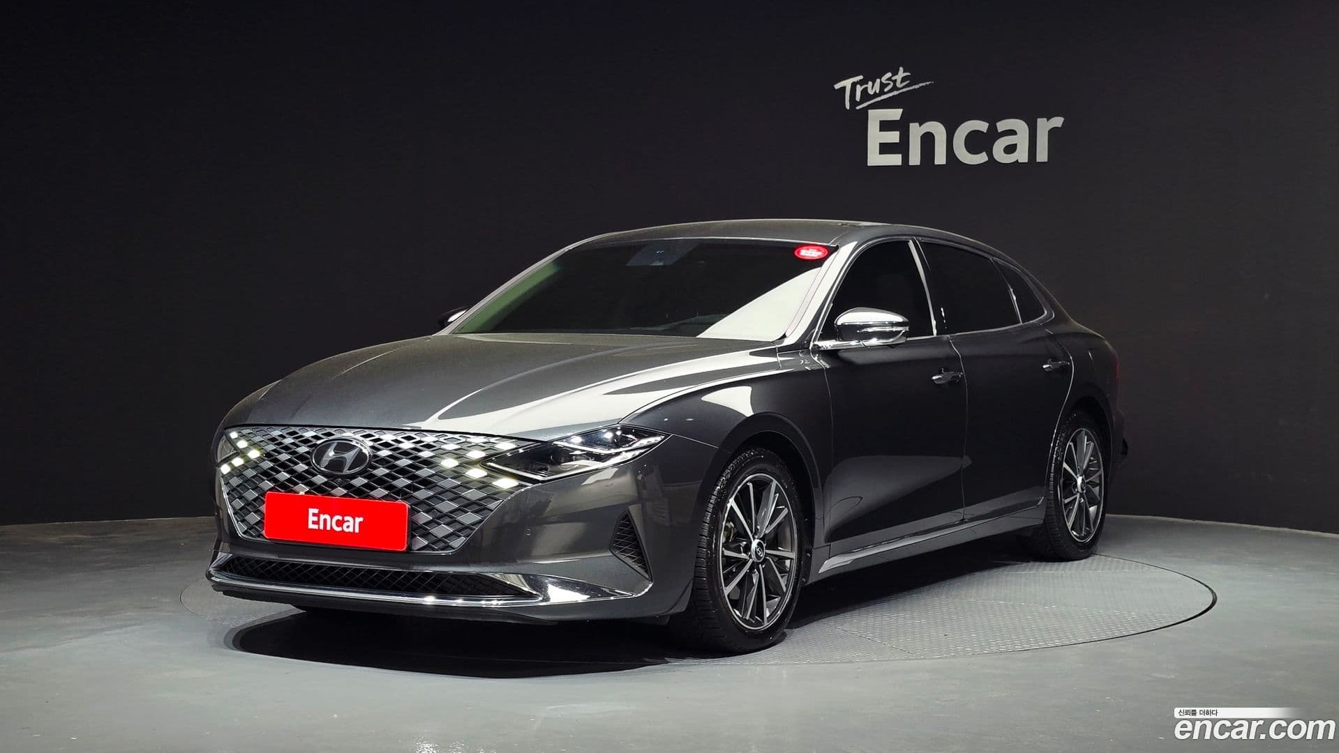 Main__Slider__Photo:Grandeur Hyundai 2021.3-0