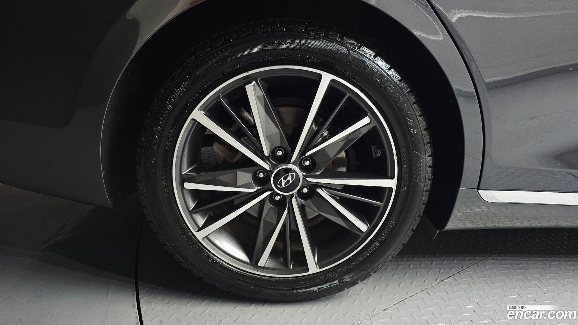 Main__Slider__Photo:Grandeur Hyundai 2021.3-4