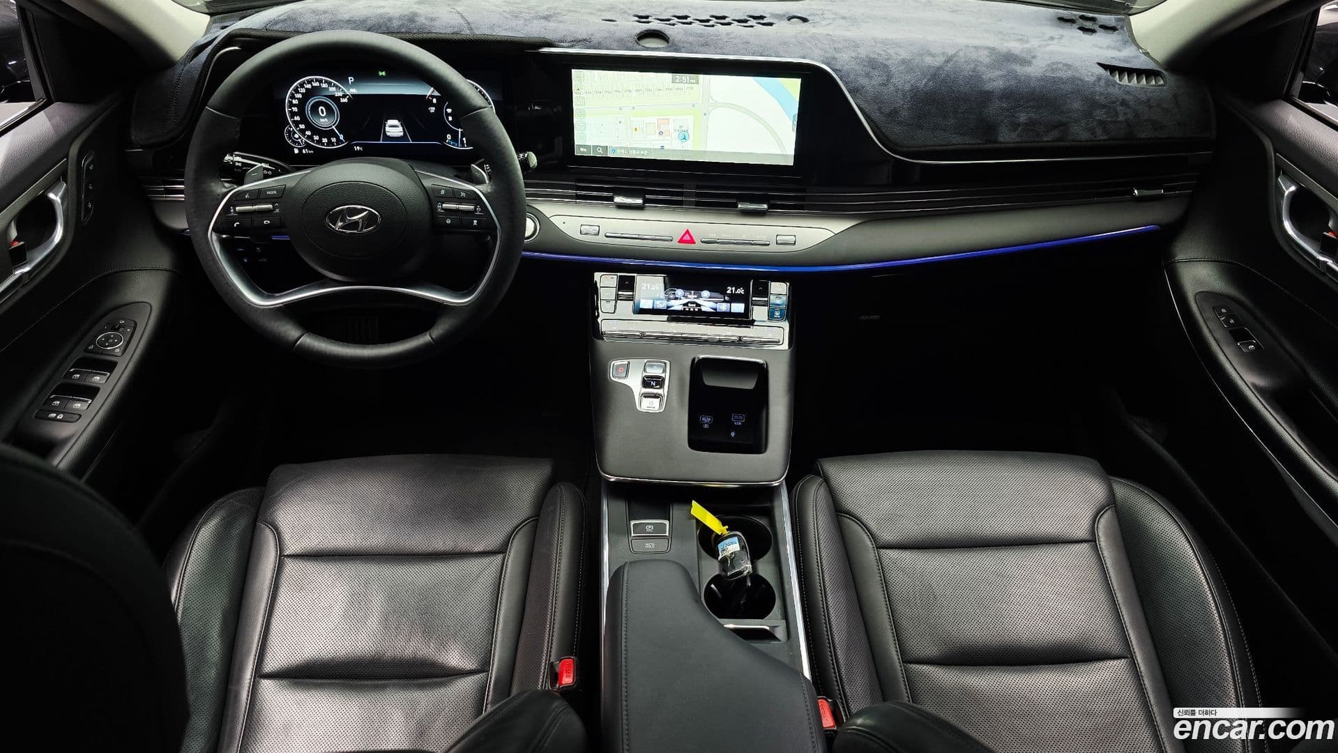 Main__Slider__Photo:Grandeur Hyundai 2021.3-6