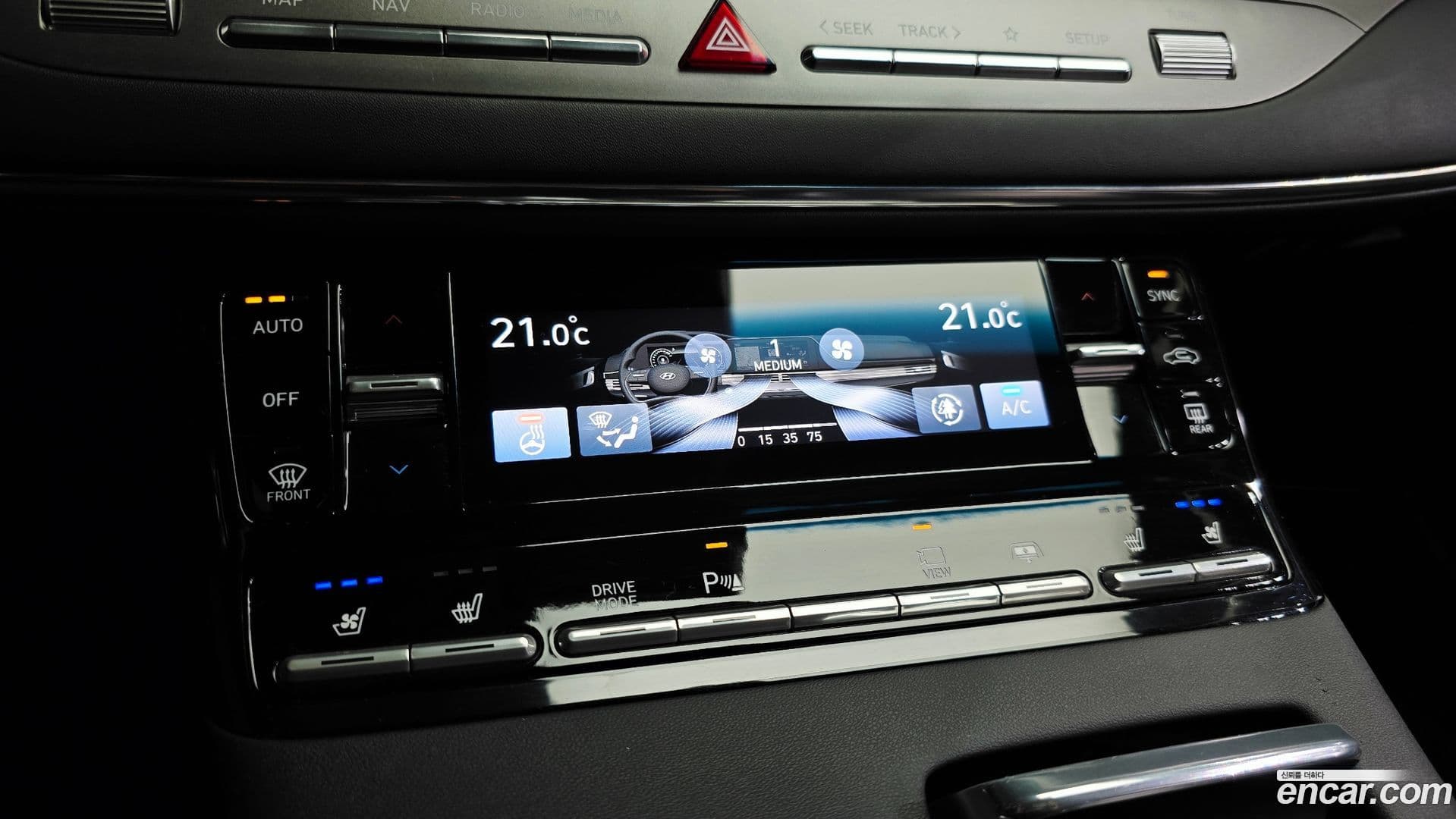 Main__Slider__Photo:Grandeur Hyundai 2021.3-17