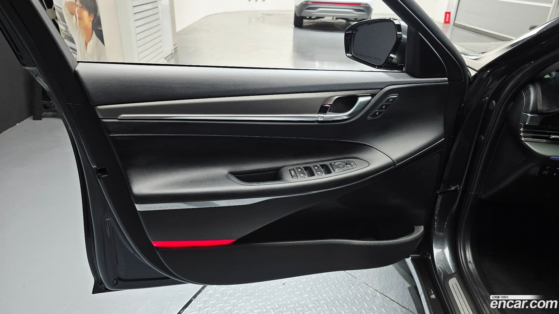 Main__Slider__Photo:Grandeur Hyundai 2021.3-23