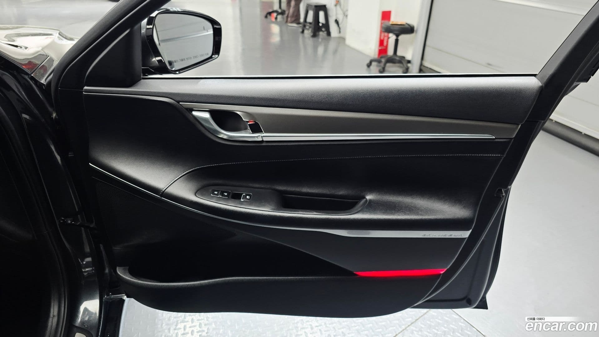 Main__Slider__Photo:Grandeur Hyundai 2021.3-24