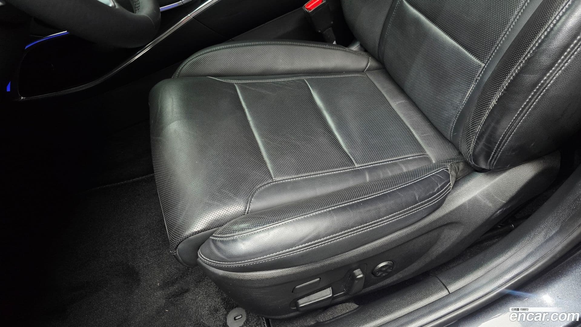 Main__Slider__Photo:Grandeur Hyundai 2021.3-31