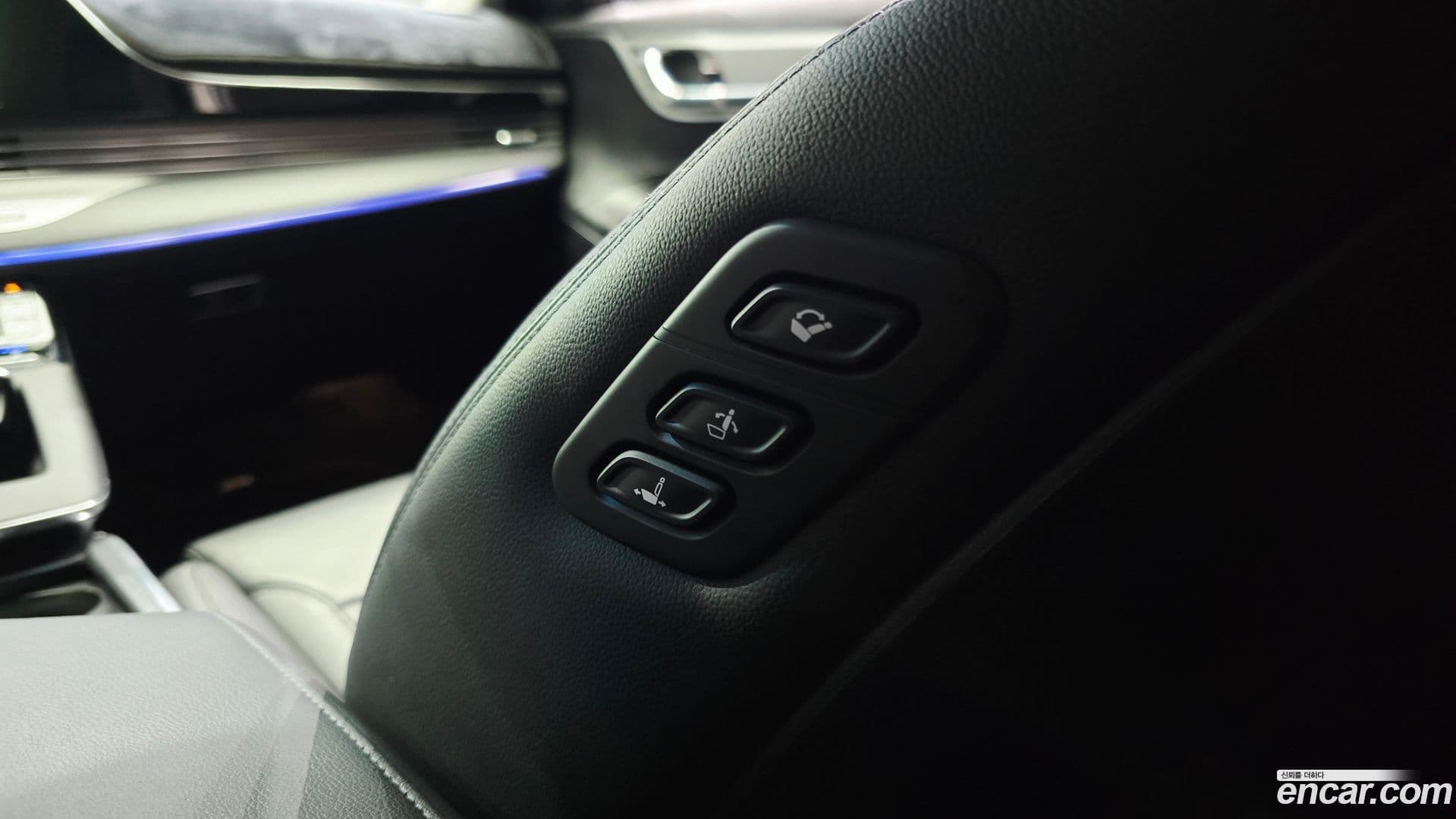 Main__Slider__Photo:Grandeur Hyundai 2021.3-32