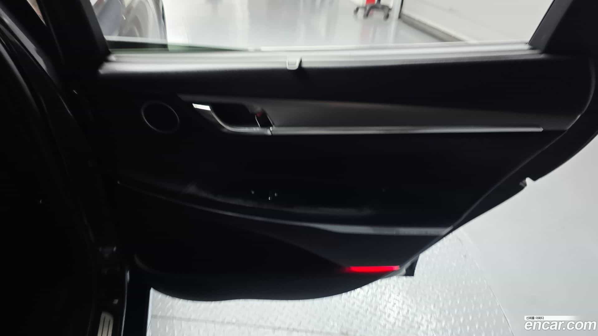 Grandeur Hyundai 2021.3-OPTION-048
