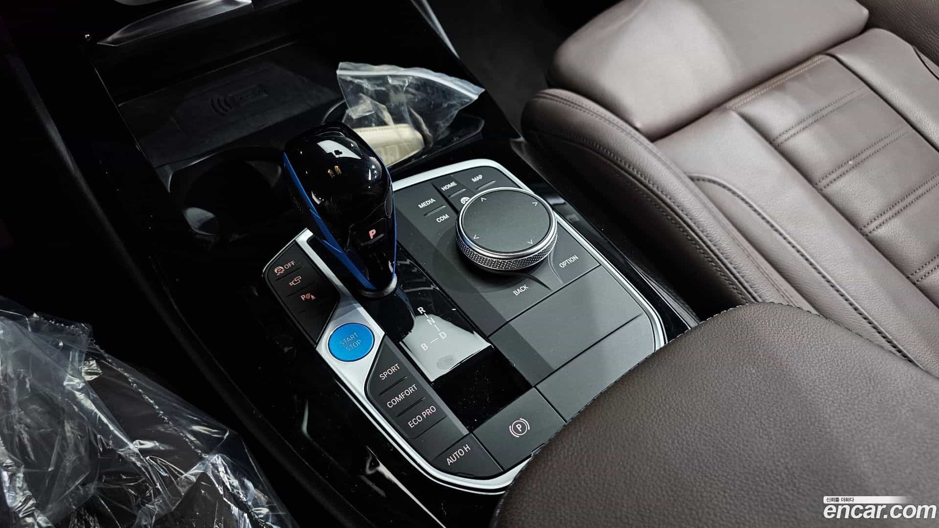 iX3 BMW 2022.9-INNER-009