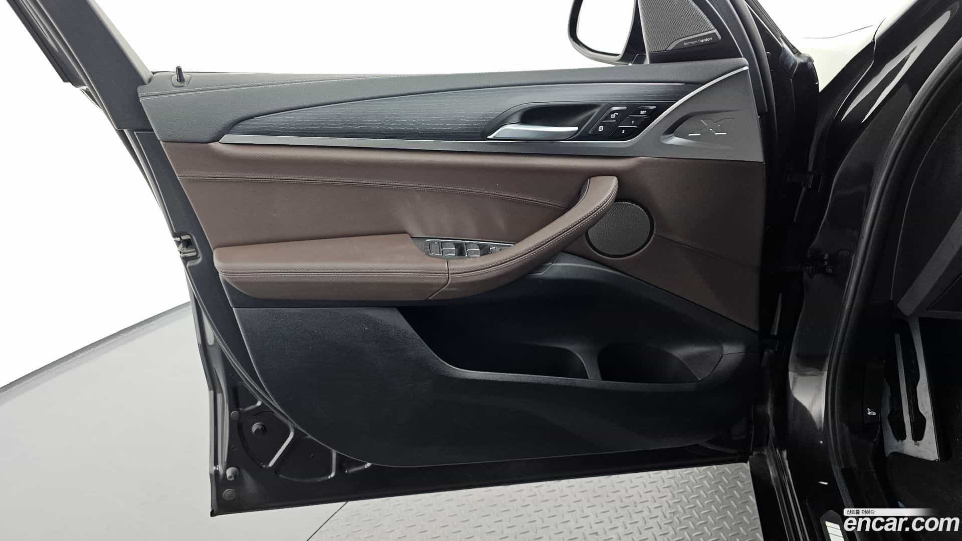 iX3 BMW 2022.9-INNER-034