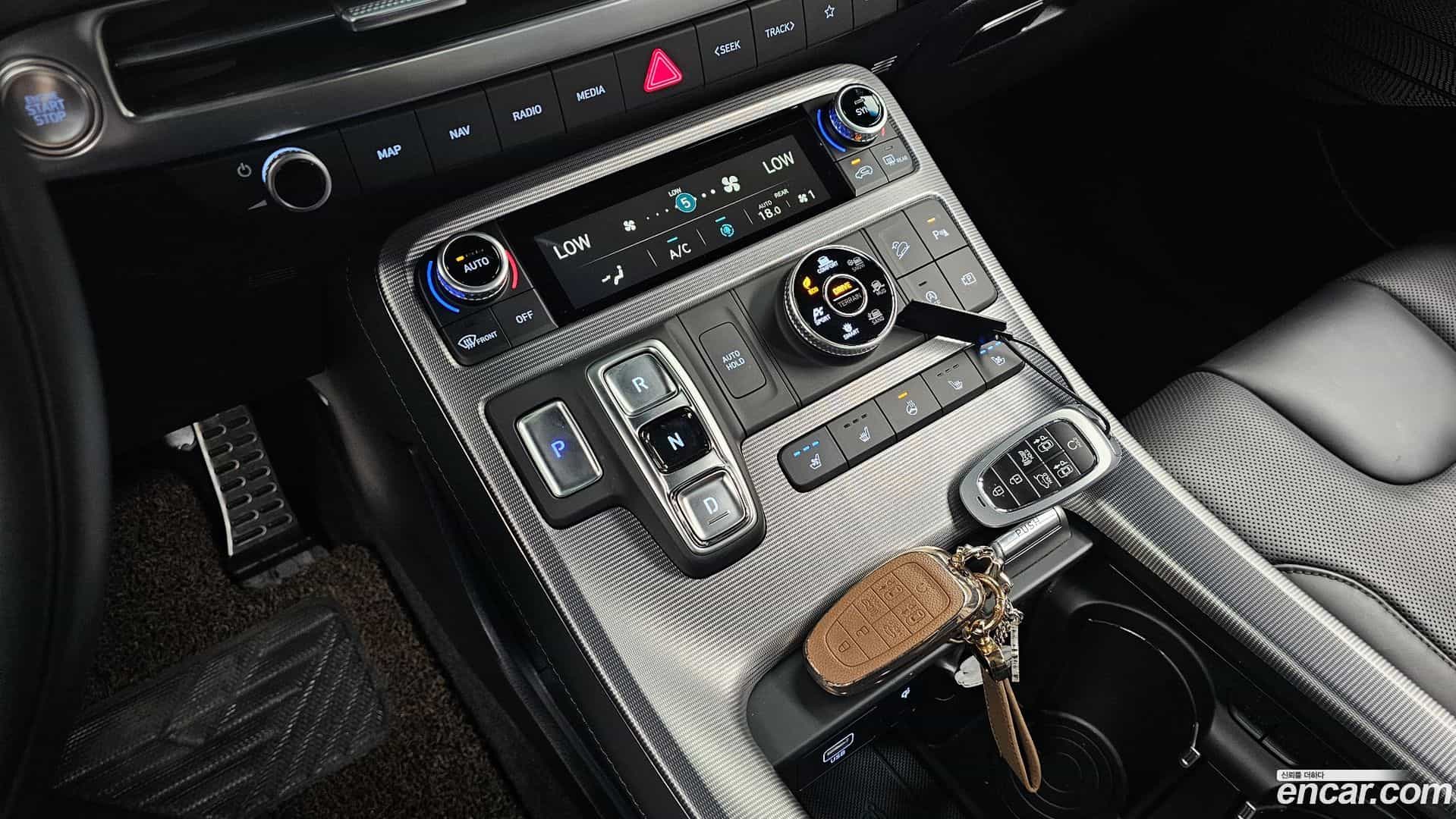 Palisade Hyundai 2024.11-INNER-009