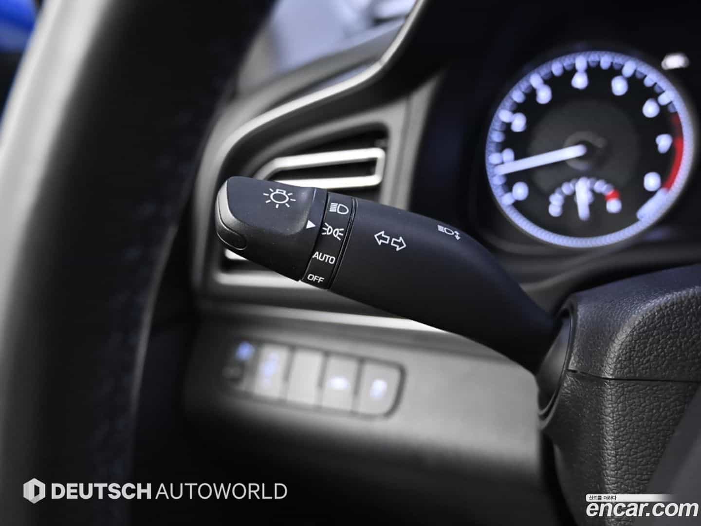 AVANTE Hyundai 2019.6-OPTION-020