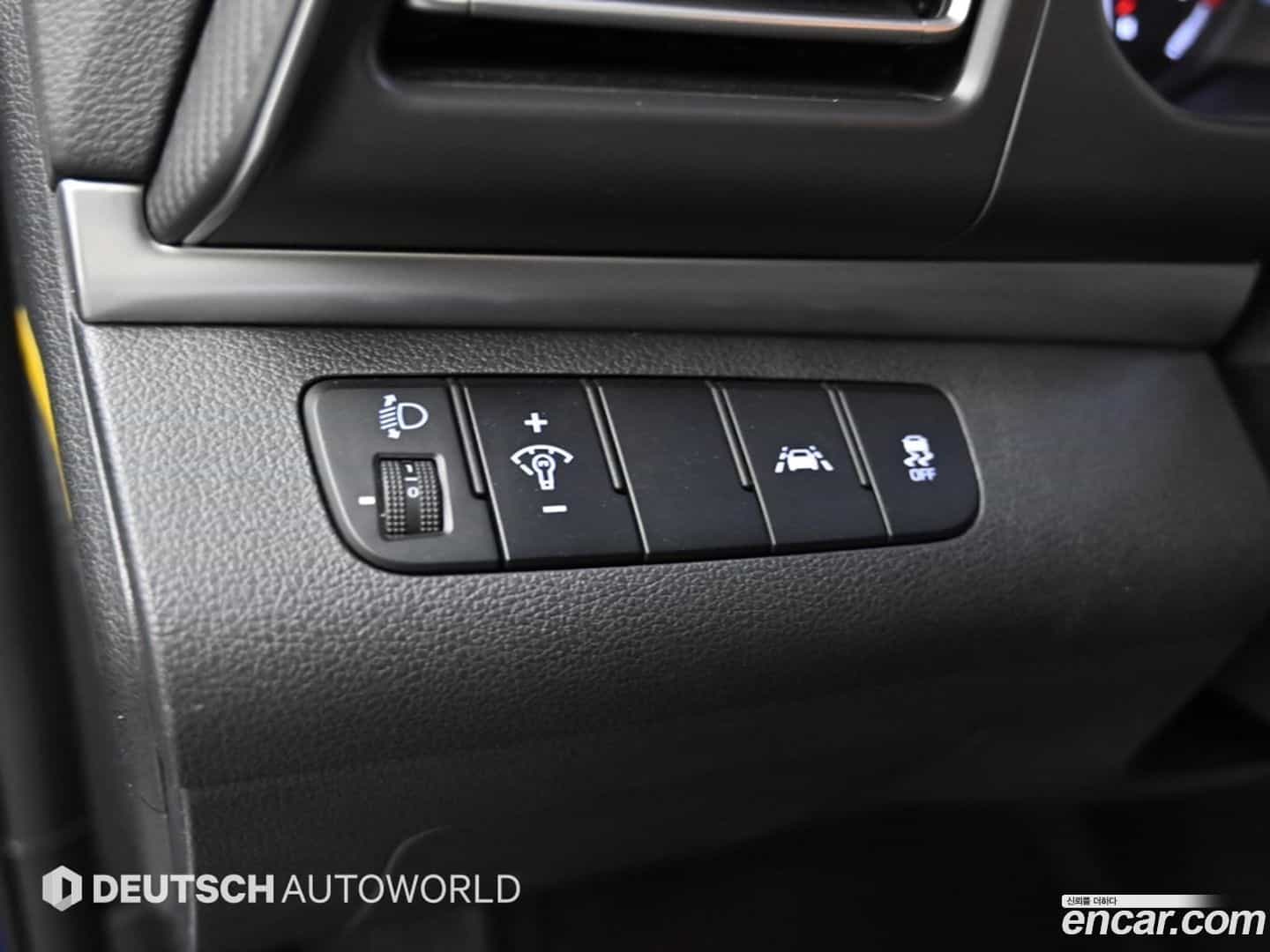 AVANTE Hyundai 2019.6-OPTION-021