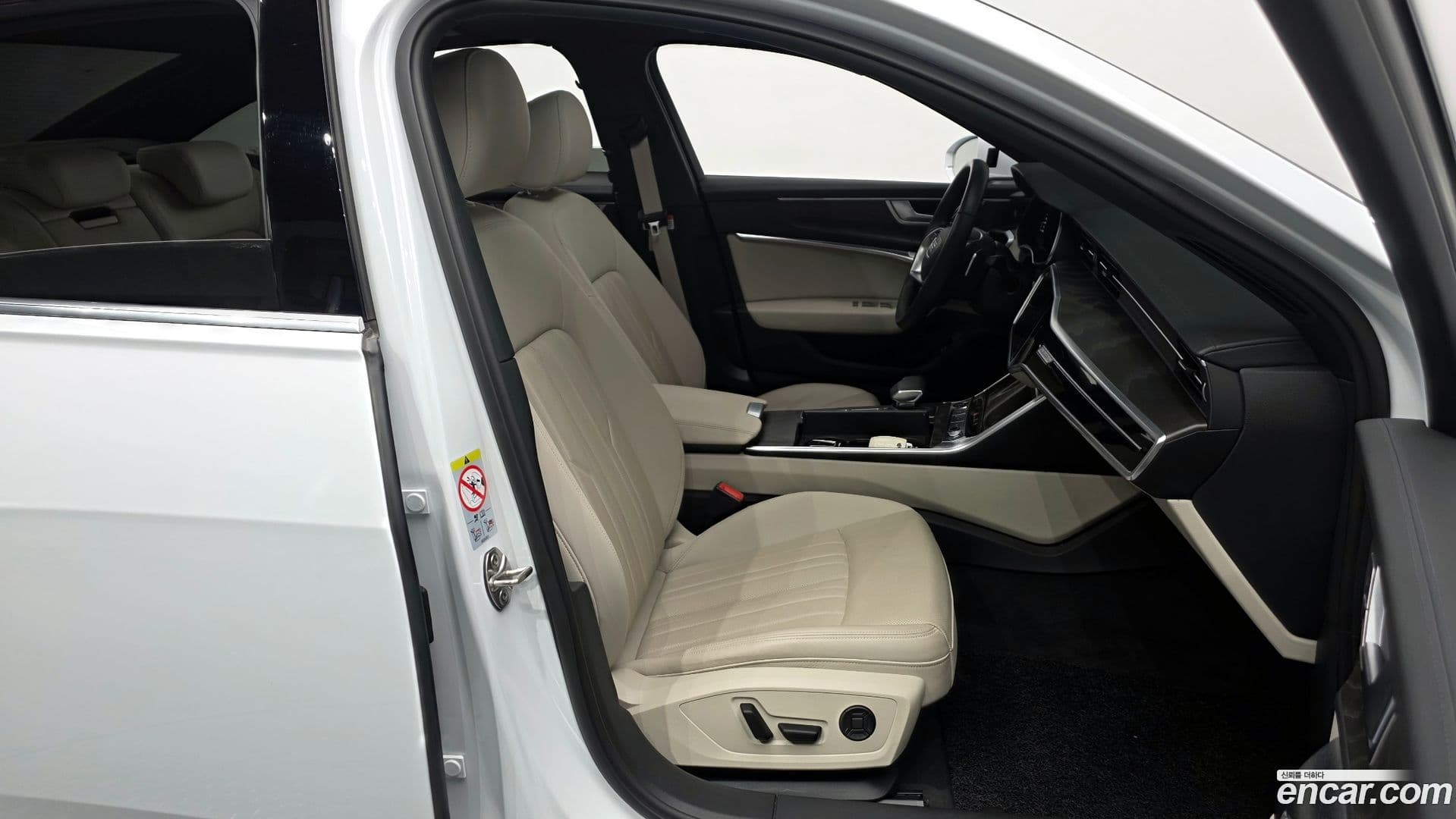 Main__Slider__Photo:A6 Audi 2023.1-25