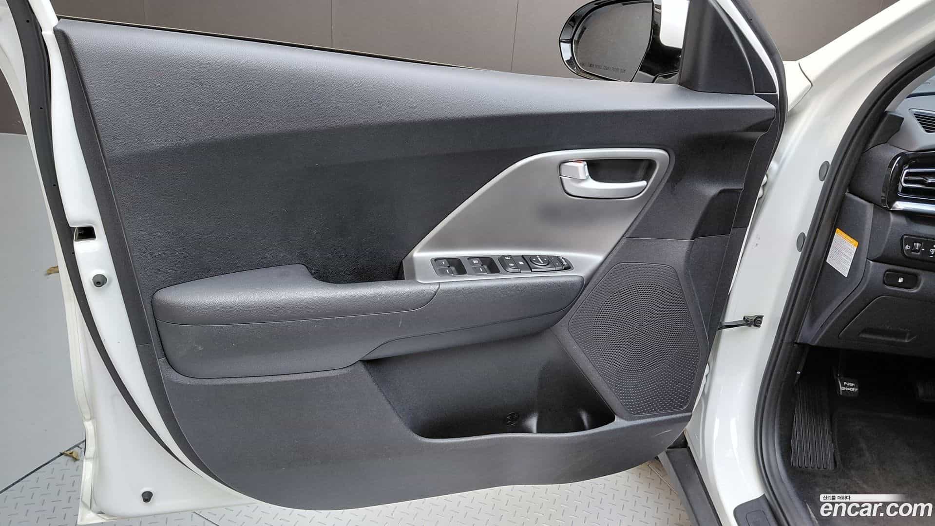 Niro Kia 2021.4-INNER-034