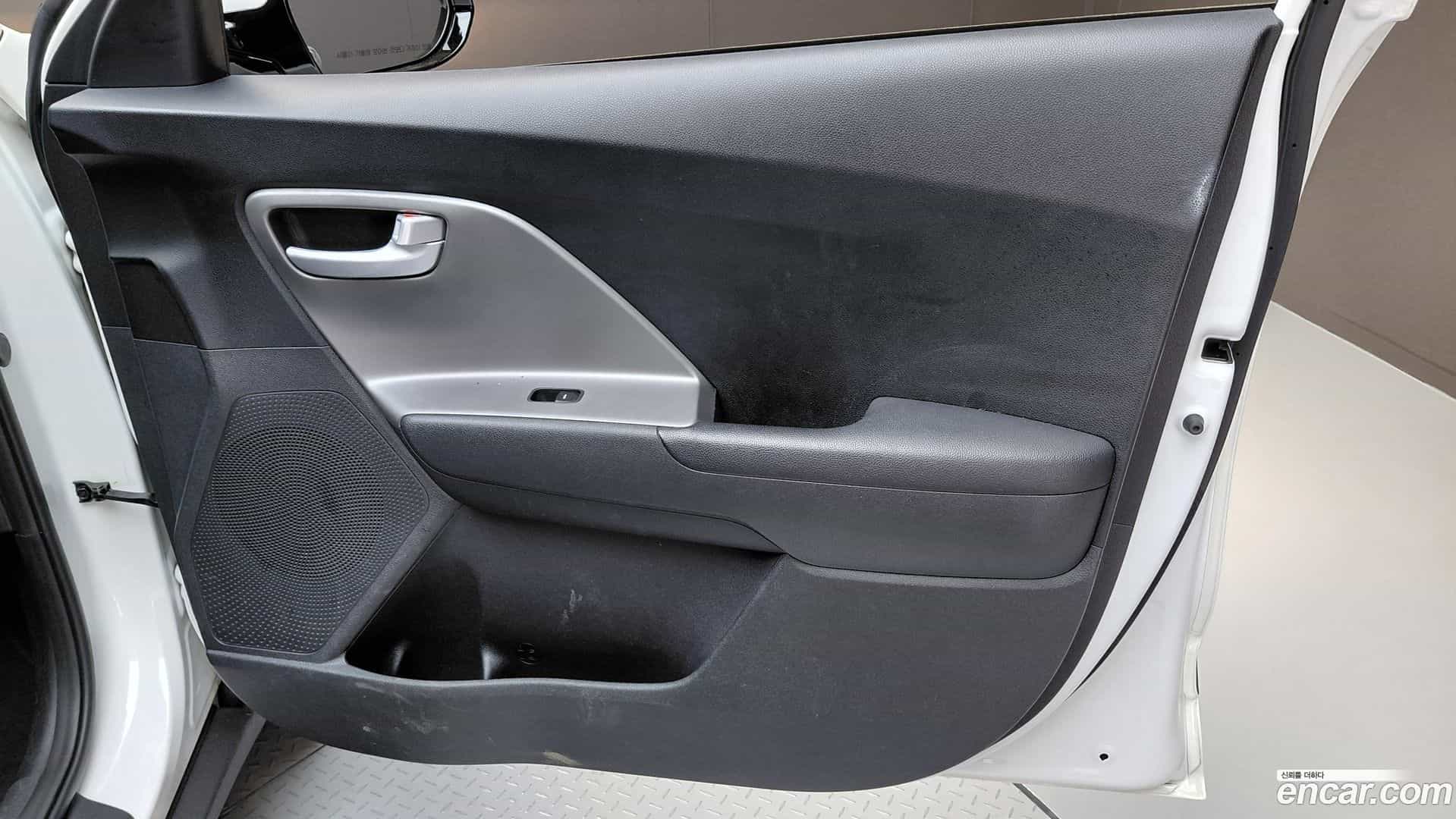 Niro Kia 2021.4-INNER-035