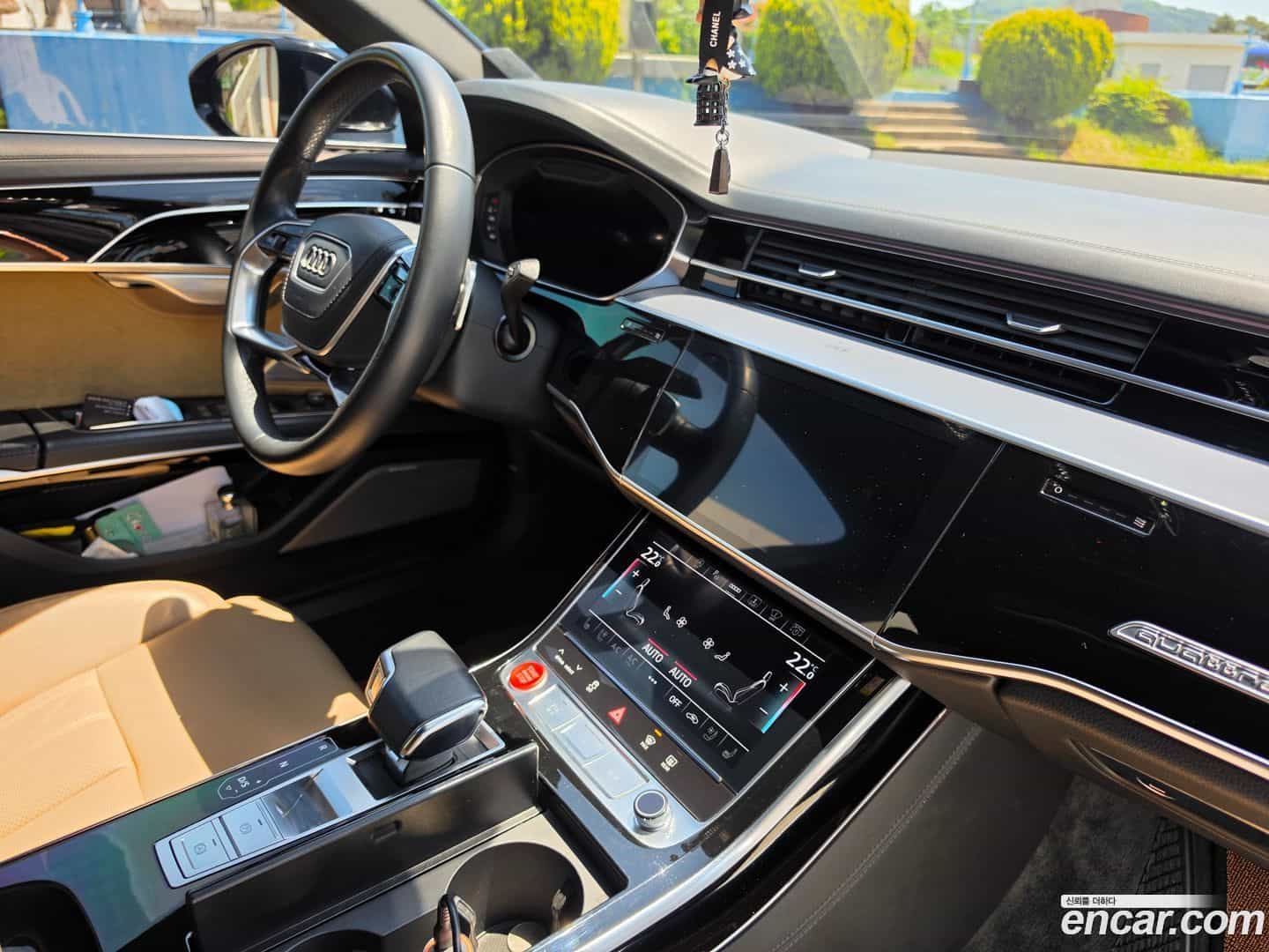 A8 Audi 2021.10-INNER-008