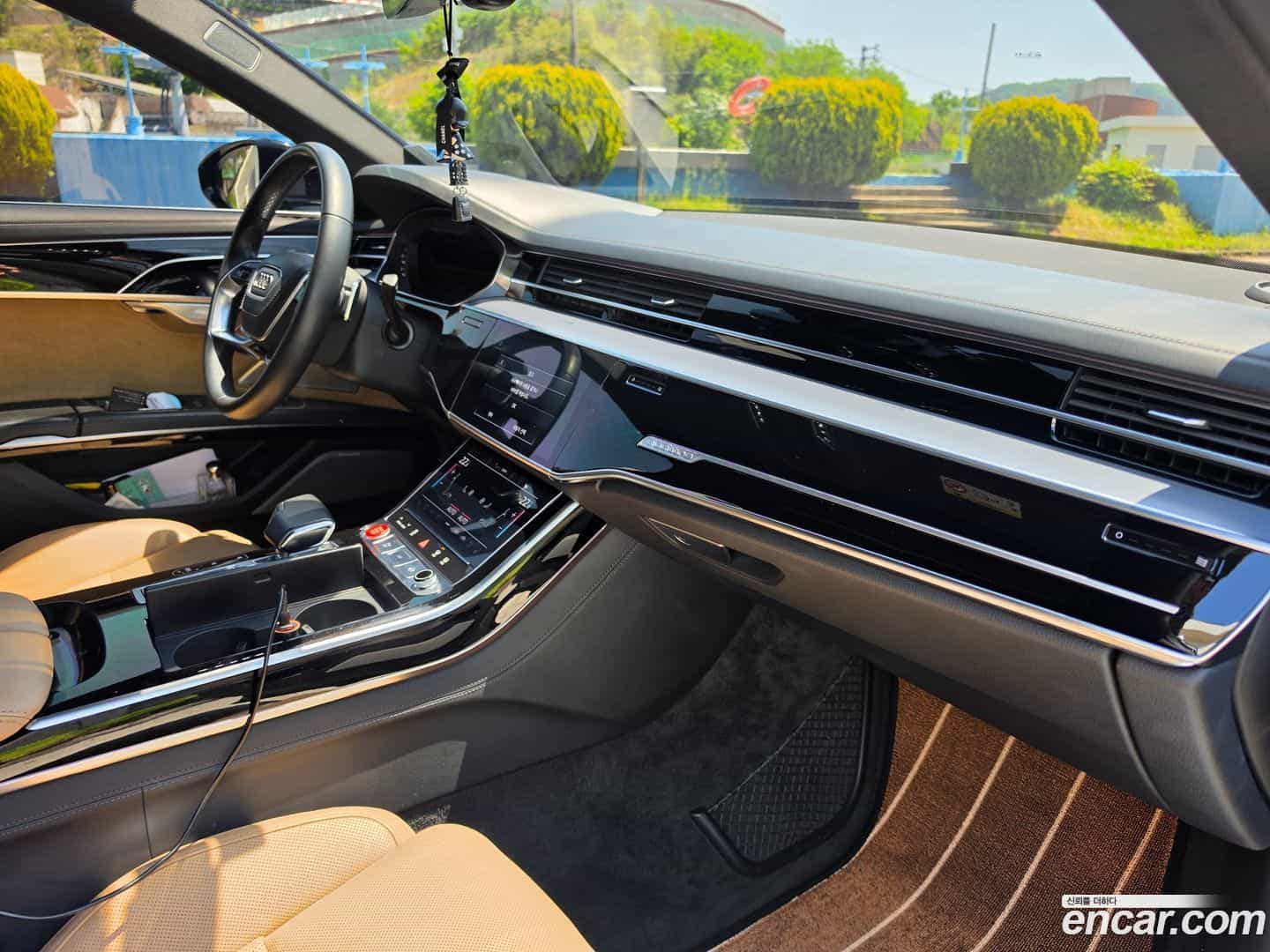 A8 Audi 2021.10-OPTION-024