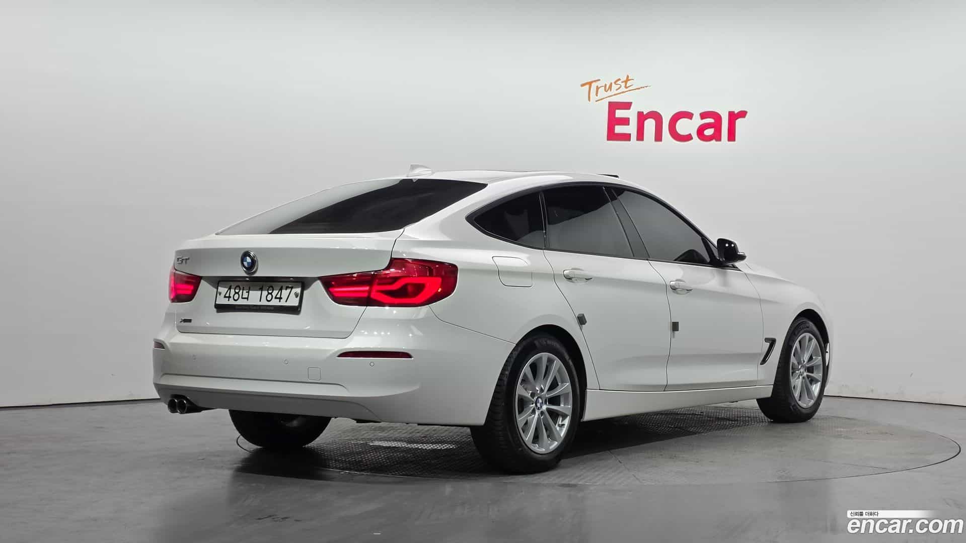 Gran Turismo BMW 2017.8-OUTER-002
