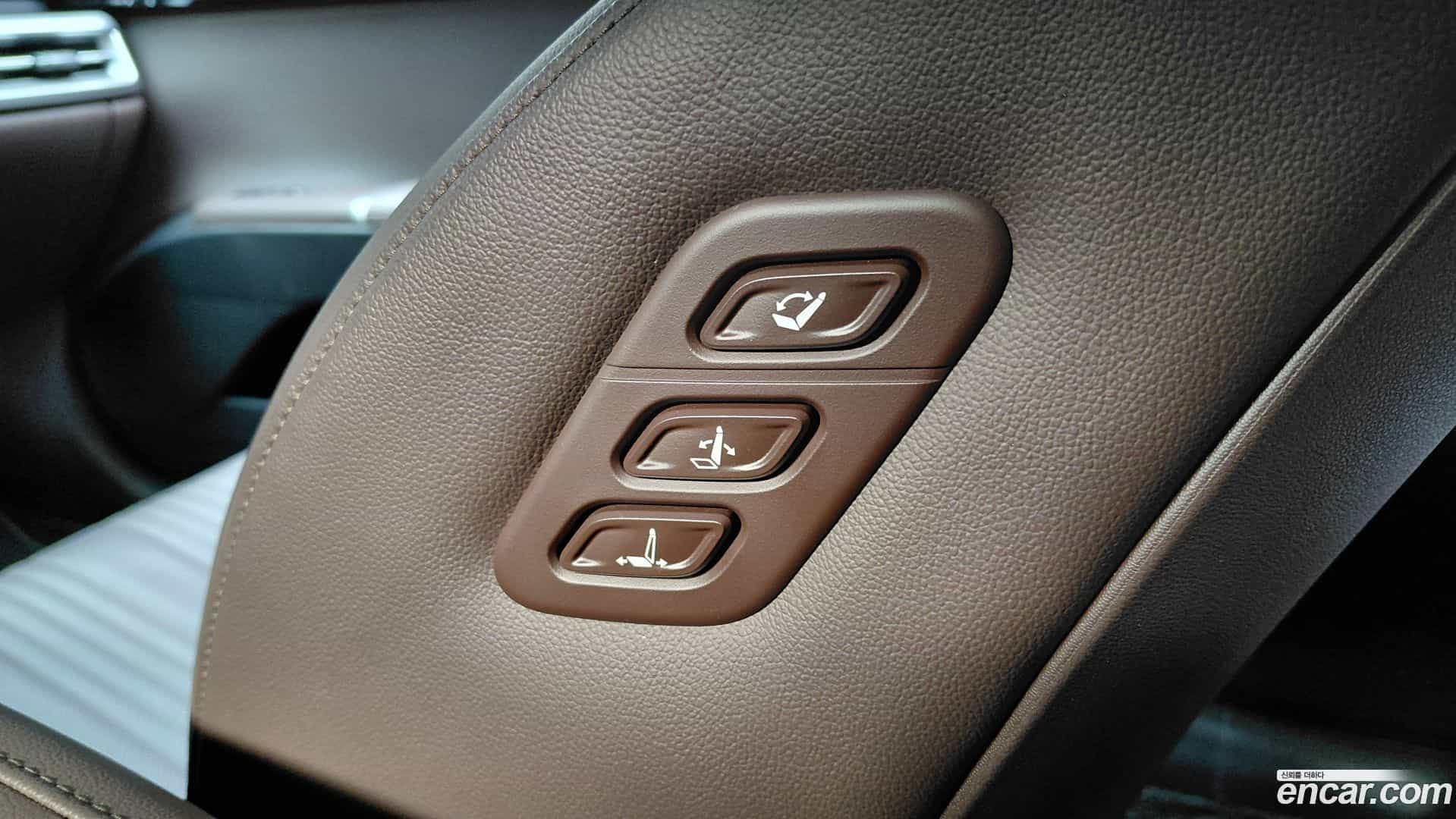Grandeur Hyundai 2024.3-OPTION-023