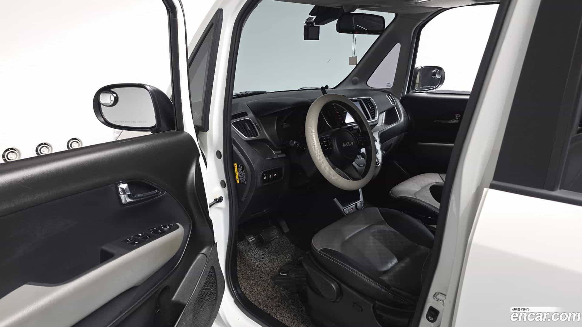 RAY Kia 2022.6-INNER-010