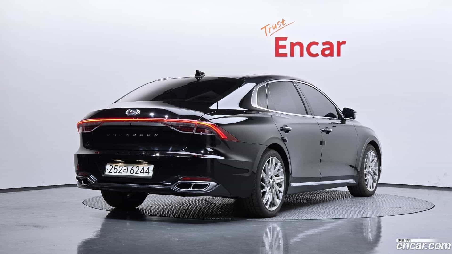 Grandeur Hyundai 2020.5-OUTER-002