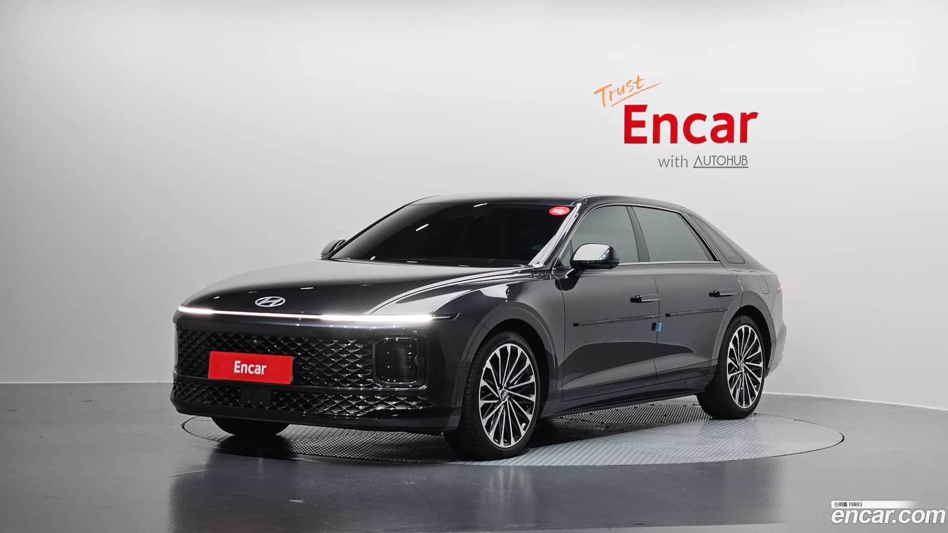 Grandeur Hyundai 2025.1-OUTER-001