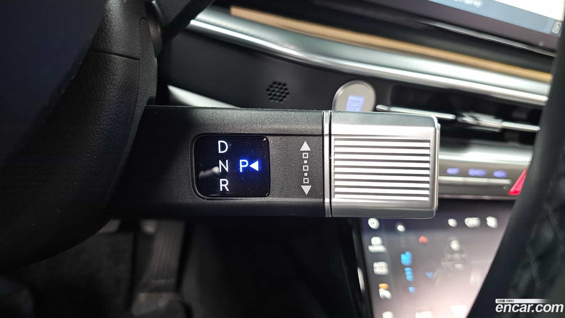 Grandeur Hyundai 2025.1-INNER-009