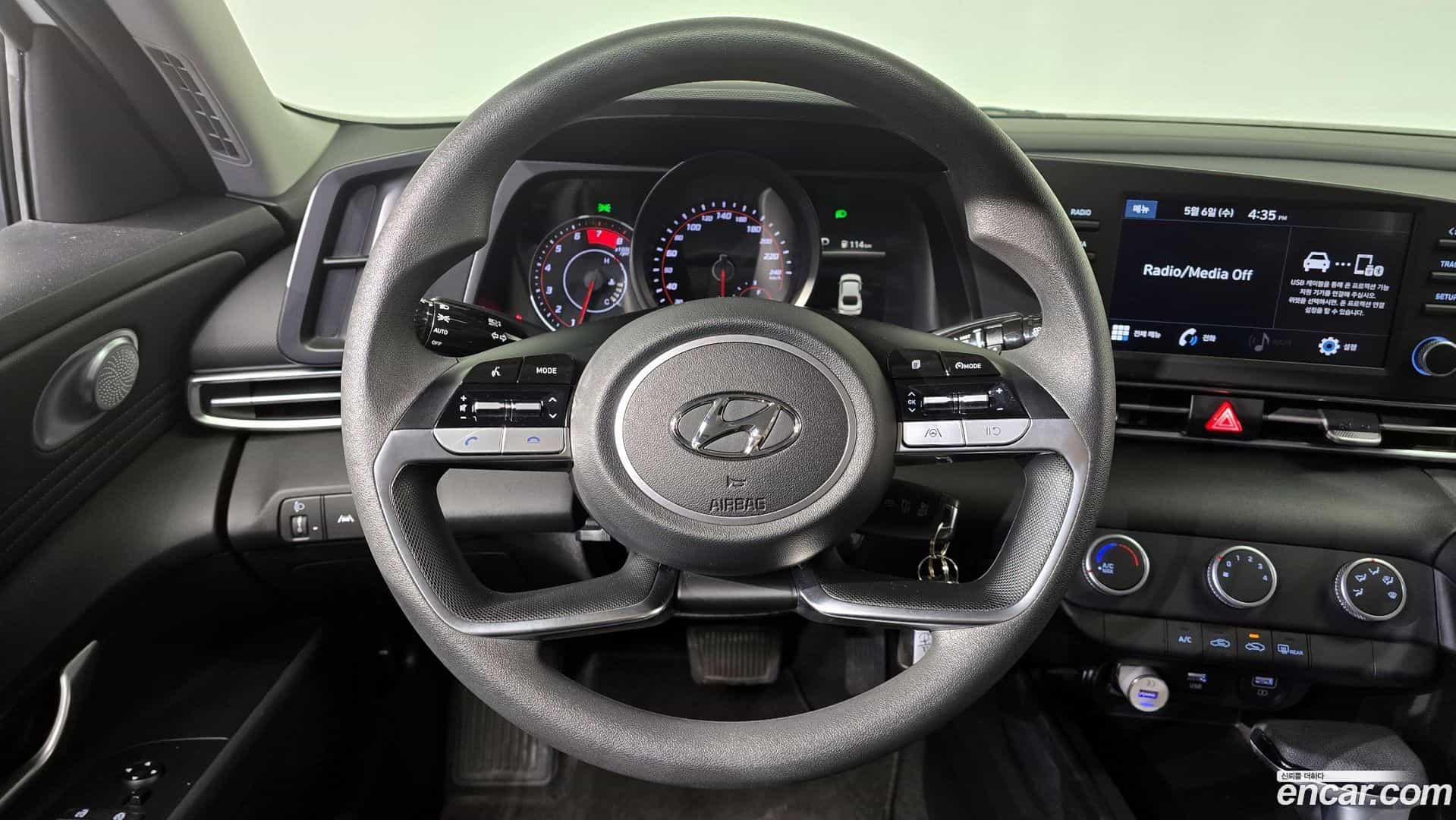 AVANTE Hyundai 2021.3-OPTION-016