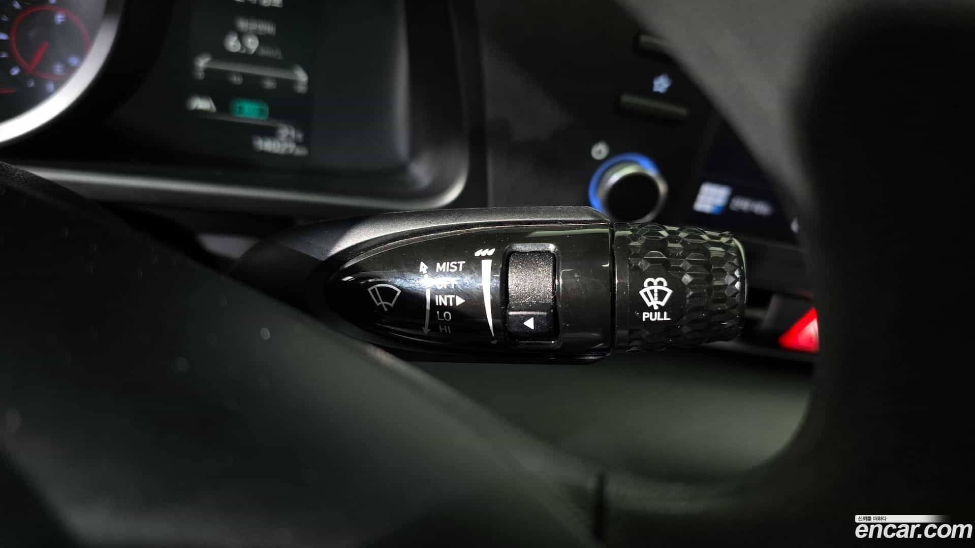 AVANTE Hyundai 2021.3-OPTION-022