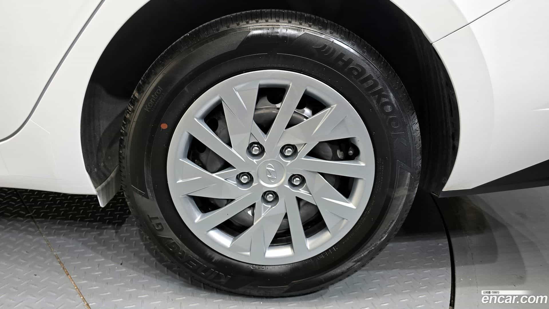 AVANTE Hyundai 2021.3-OUTER-031