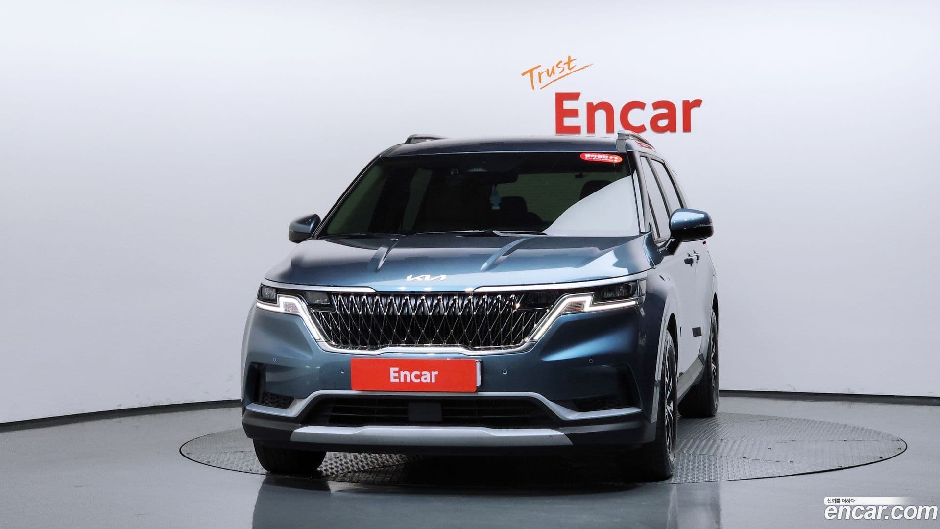 Main__Slider__Photo:Canival Kia 2022.3-2