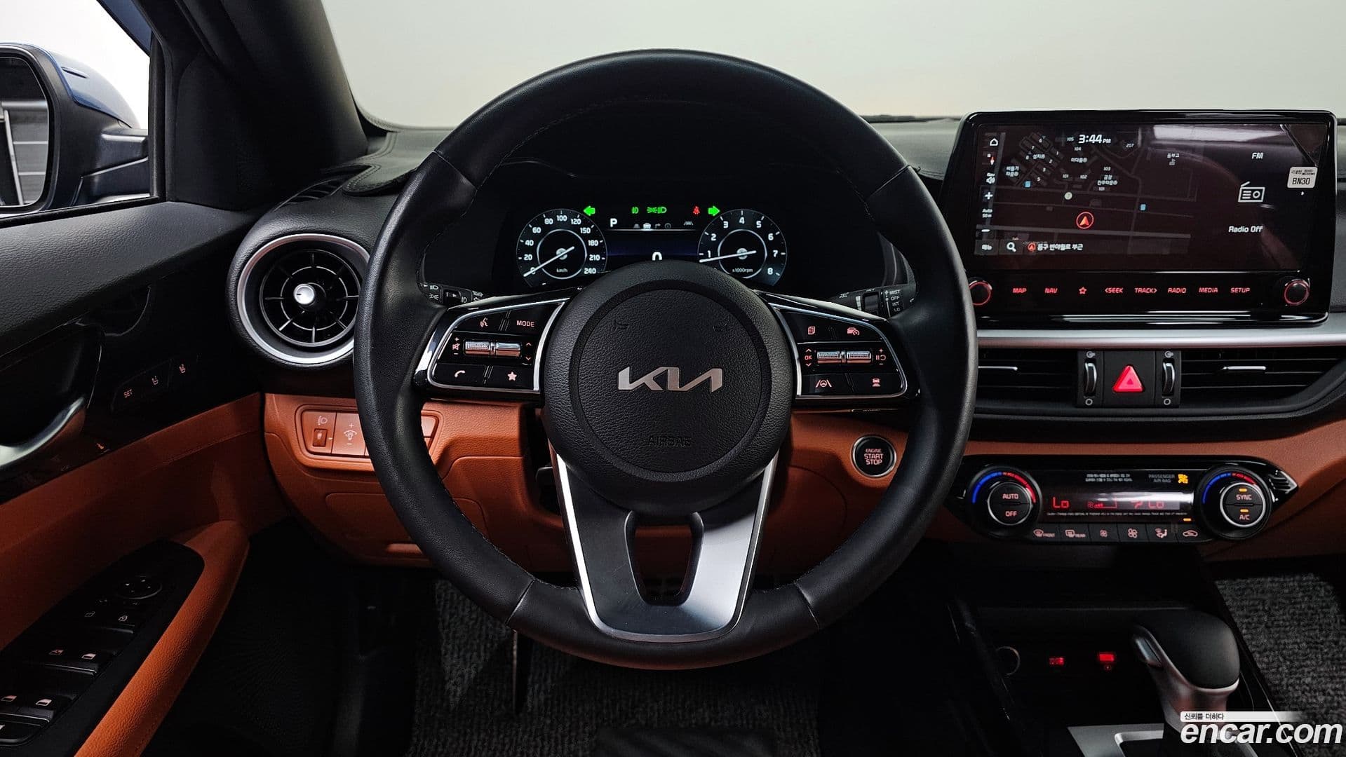 Main__Slider__Photo:K3 Kia 2022.11-12