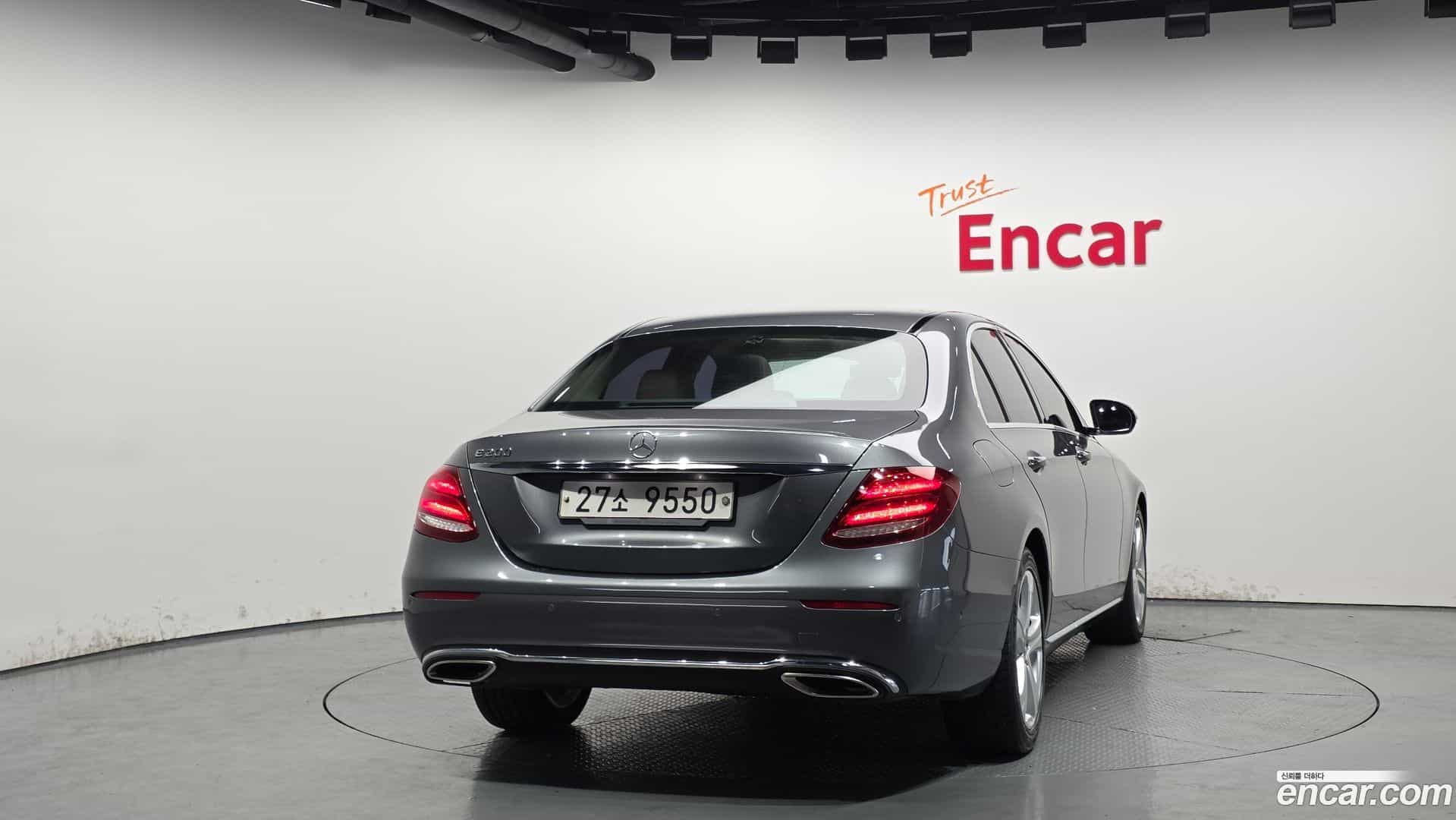 E-Class Mercedes-Benz 2018.2-OUTER-004