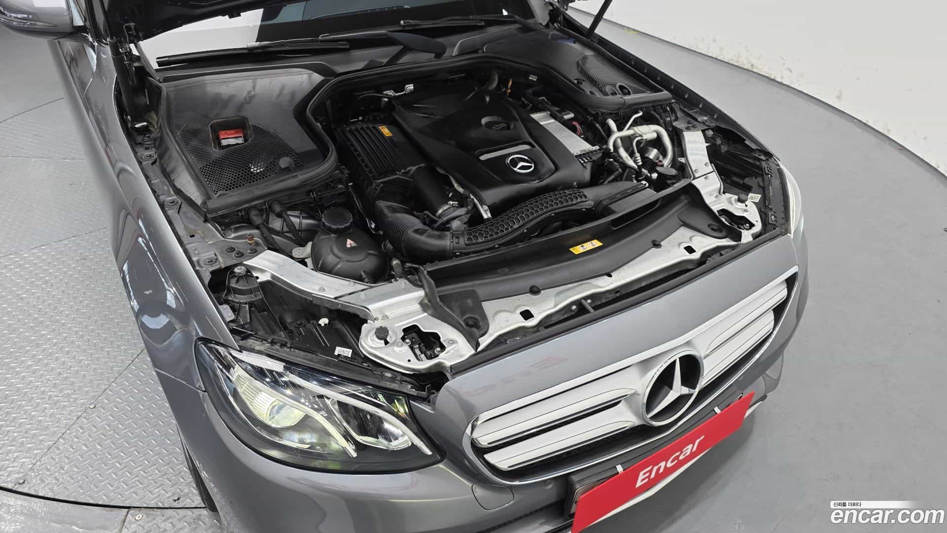 E-Class Mercedes-Benz 2018.2-OUTER-006