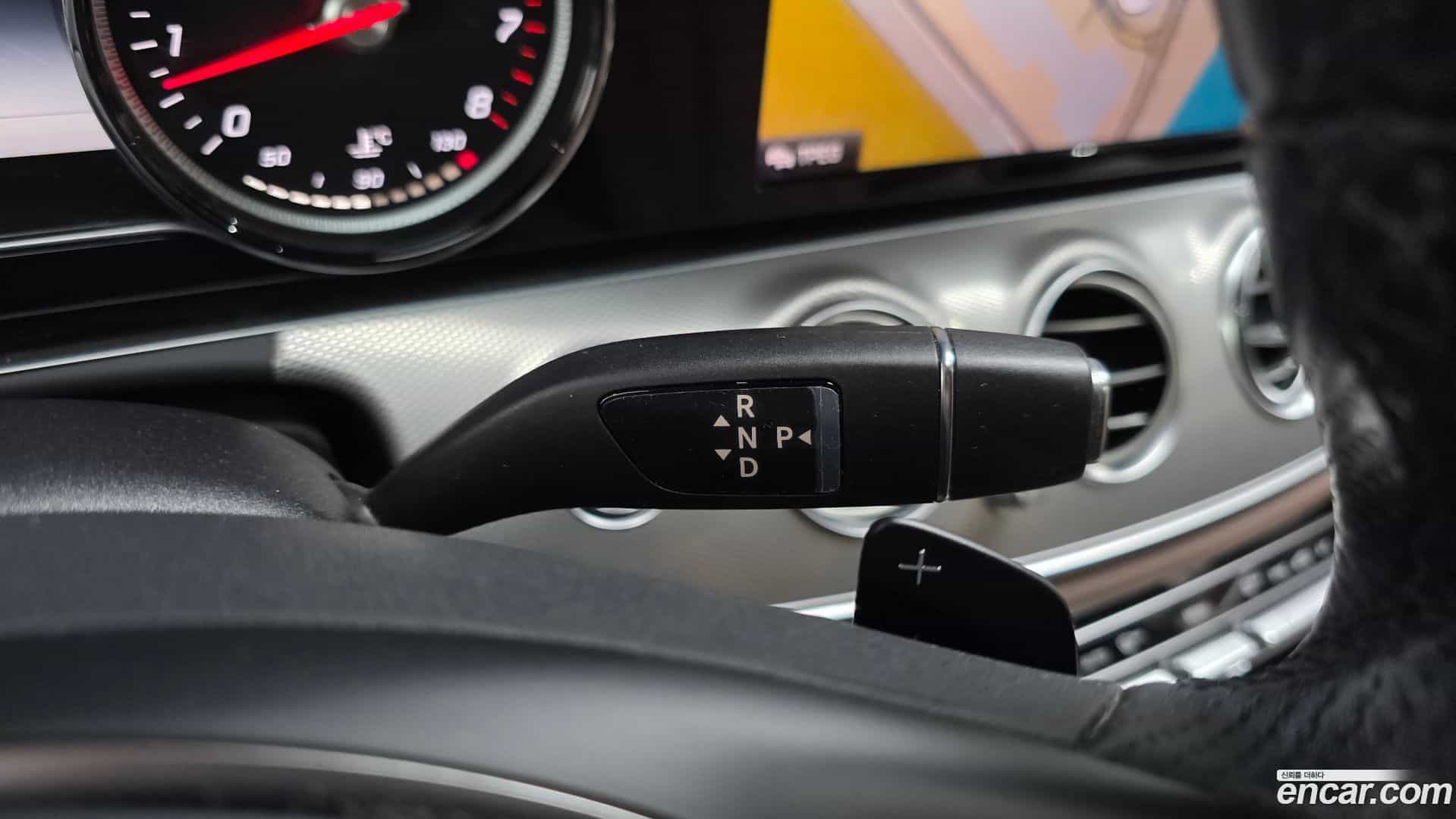 E-Class Mercedes-Benz 2018.2-INNER-009